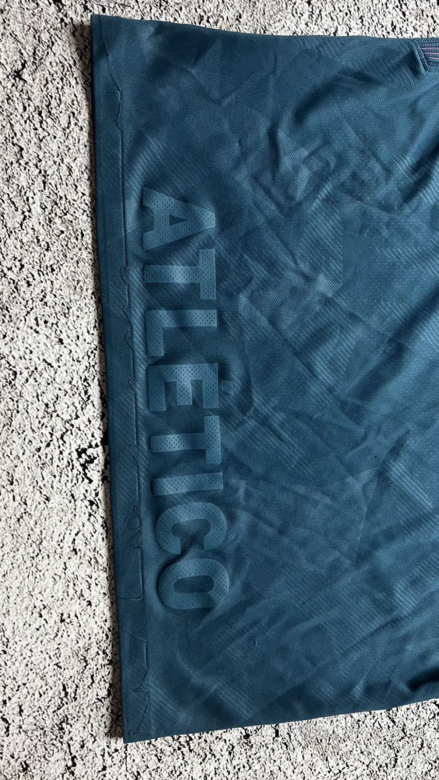 Nike 2017-2018 Athletico Madrid rare third kit nike jersey Size US M / EU 48-50 / 2 - 7 Thumbnail