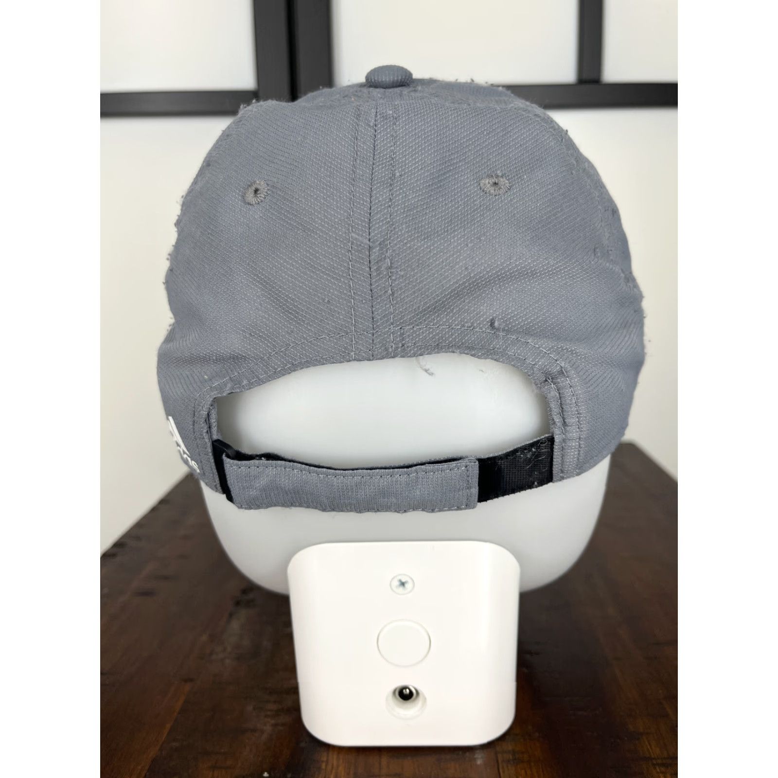 Adidas adidas Hat Cap Strap Back Adult One Size Gray 3 Stripe Aeroready Baseball Hat/Cap Mens Golf Hat Gray Polyester Twill Adjustable Lightweight相关 Size ONE SIZE - 6 Thumbnail