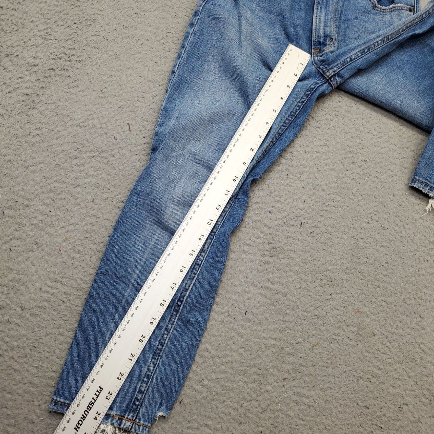 Abercrombie & Fitch Abercrombie & Fitch The Skinny High Rise Jeans Womens Size 0 Blue Denim Distressed Jeans Size 25" / US 0 / IT 36 - 4 Thumbnail