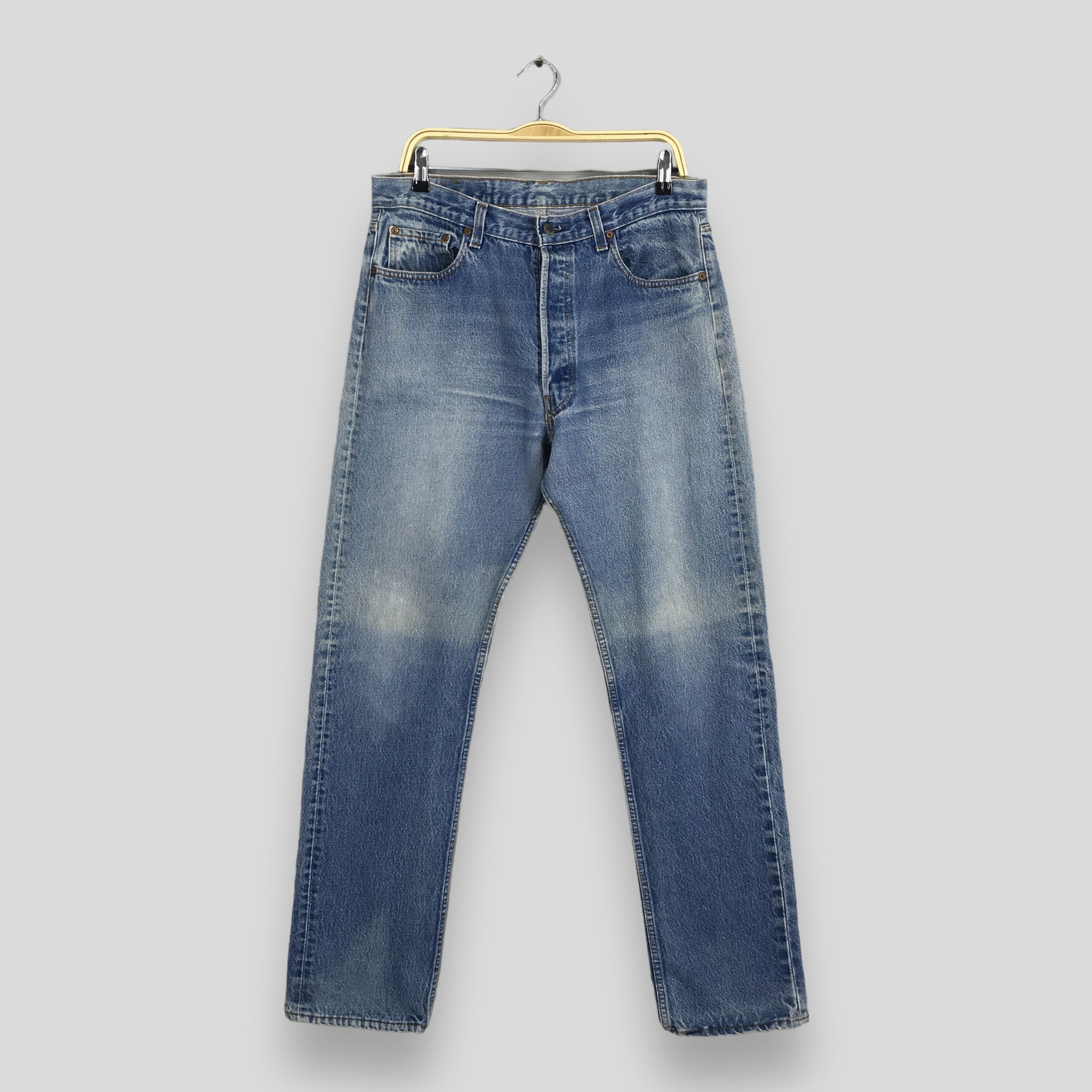 Size 33x33.5 Vintage 80s Levi's 501 Faded Blue Jeans