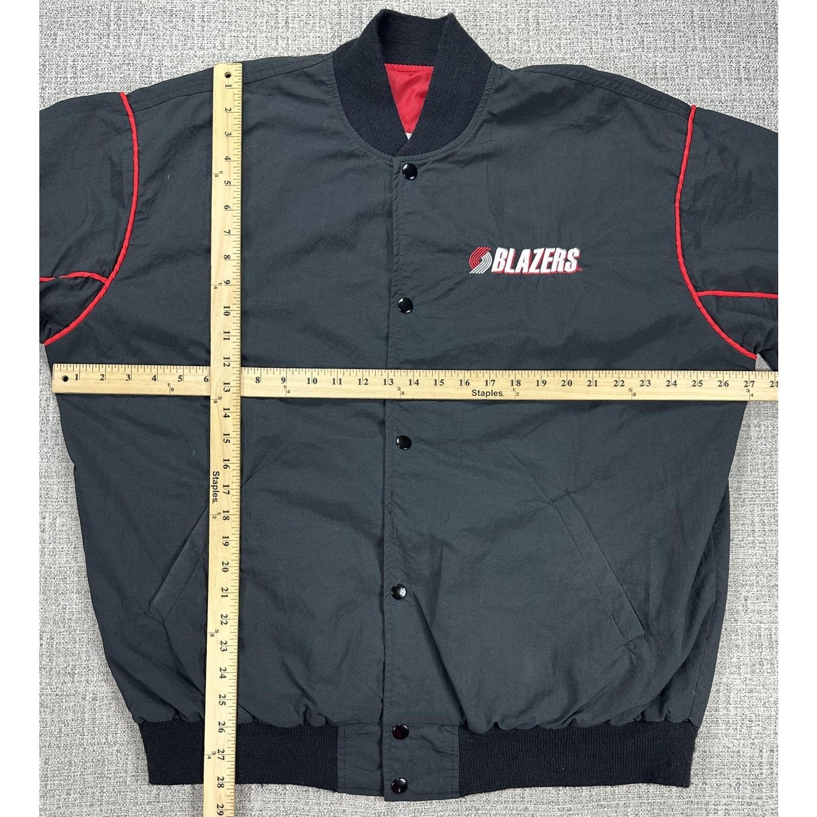 Starter Portland Trail Blazers Jacket Mens XL Black NBA Starter USA Size US XL / EU 56 / 4 - 2 Thumbnail