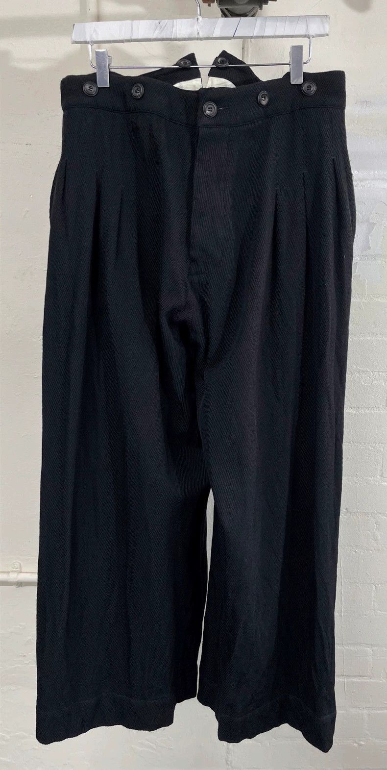 John Alexander Skelton John Alexander Skelton Traditional cut high waisted pants Size US 30 / EU 46 - 7 Thumbnail