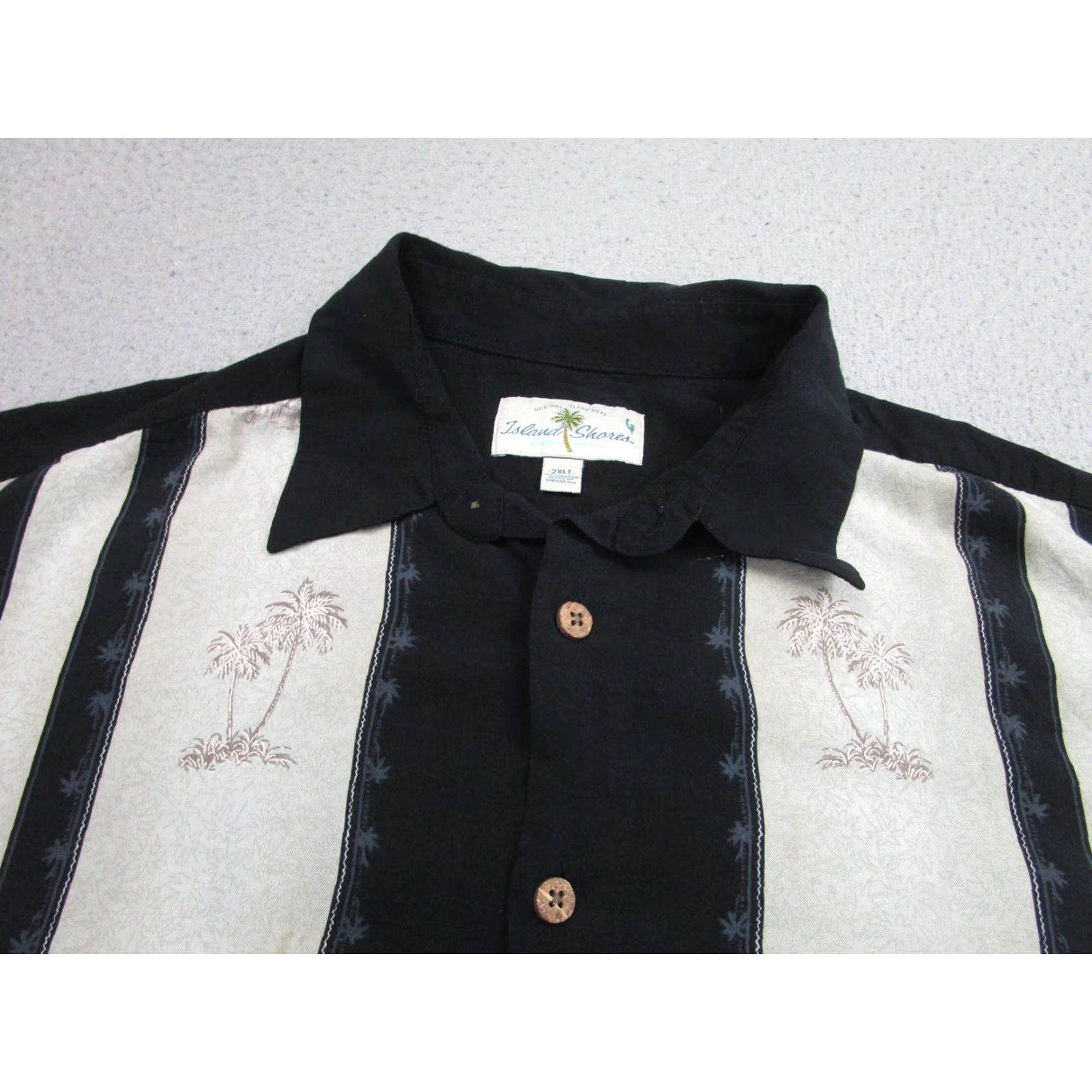 Vintage VINTAGE Island Shores Button-Up Shirt Mens 2XLT Black Beige Palm Tree Hawaiian Aloha Size US XXL / EU 58 / 5 - 3 Thumbnail