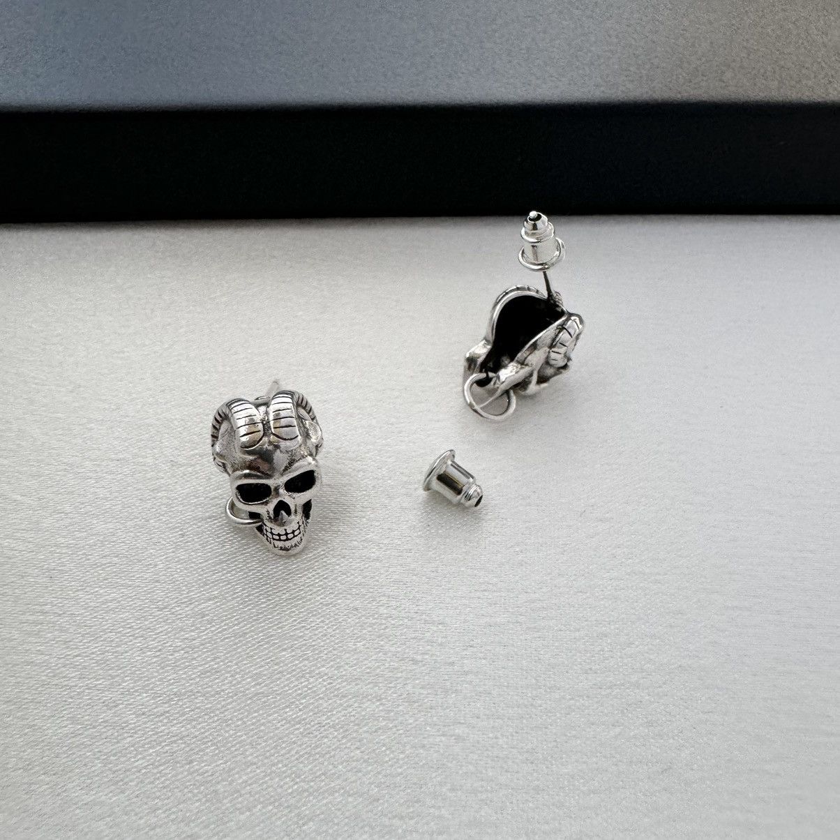 Other Sheep Skull Stud Earrings for Men Women,Hip Hop Unisex Style Size ONE SIZE - 4 Thumbnail