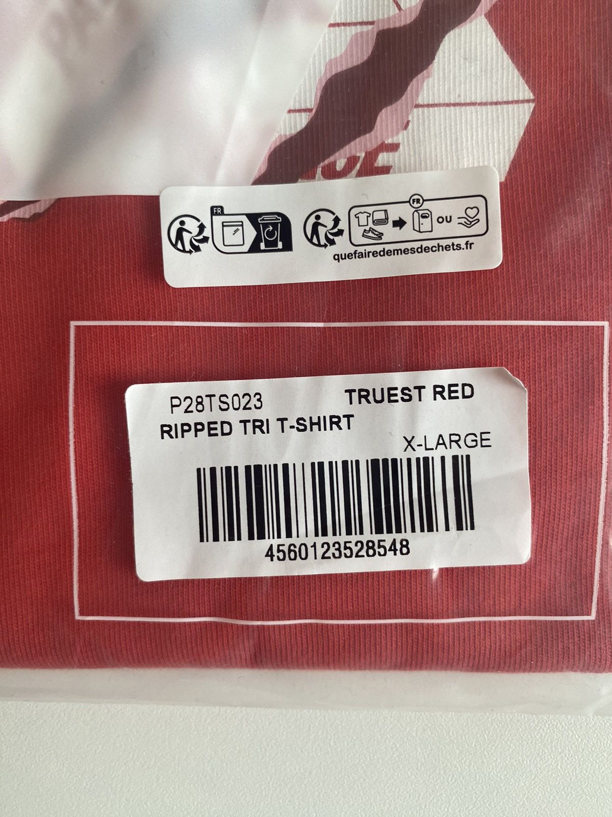 Palace Palace Tri Ripped T-Shirt Size US XL / EU 56 / 4 - 7 Thumbnail