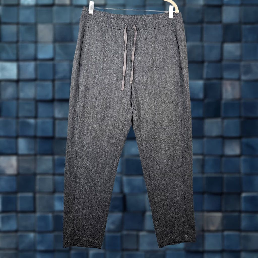 Eileen Fisher Eileen Fisher Gray Herringbone Pants Women’s S/P Pull-On Drawstring Casual Regular Size S Size 28" / US 6 / IT 42 - 1 Thumbnail