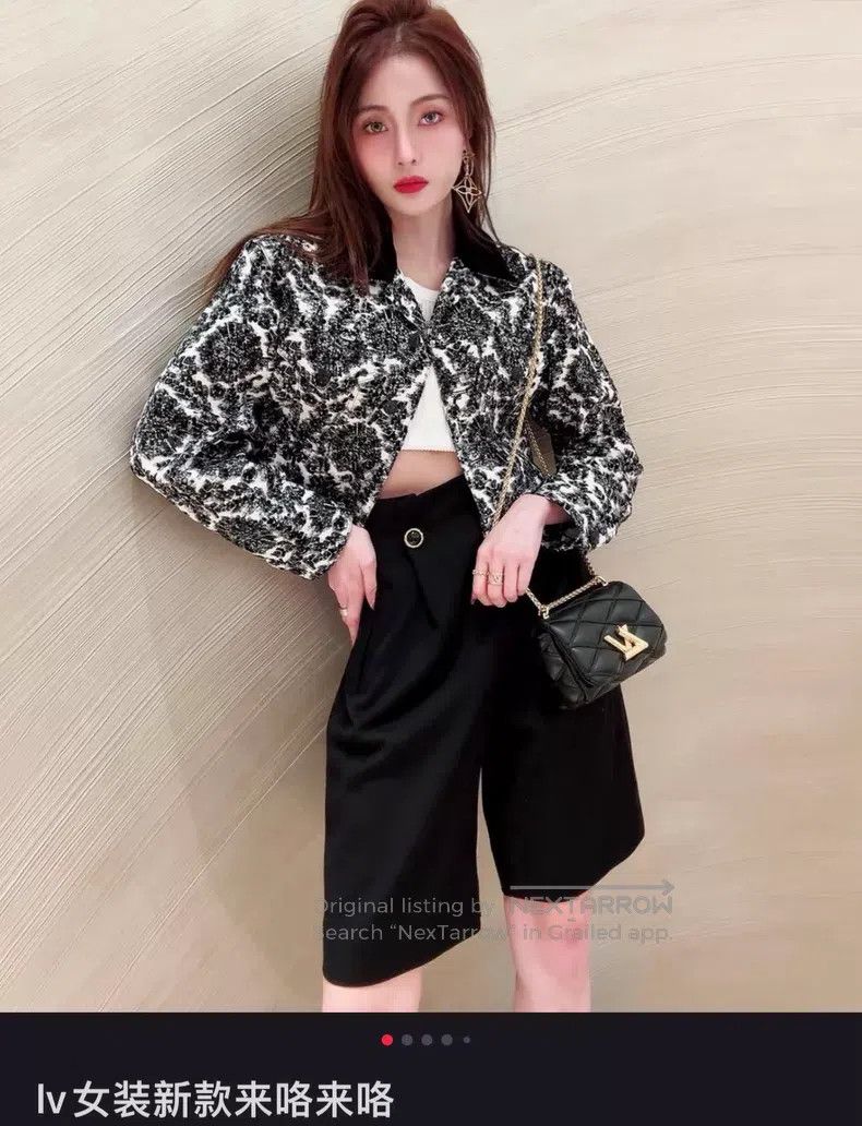Louis Vuitton Louis Vuitton Jeweled button-down pleated black shorts Size US 34 / EU 50 - 8 Thumbnail