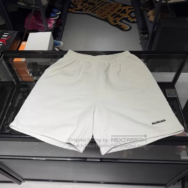 Balenciaga Balenciaga size M White Embroidered Logo Shorts Size US 27 - 6 Thumbnail