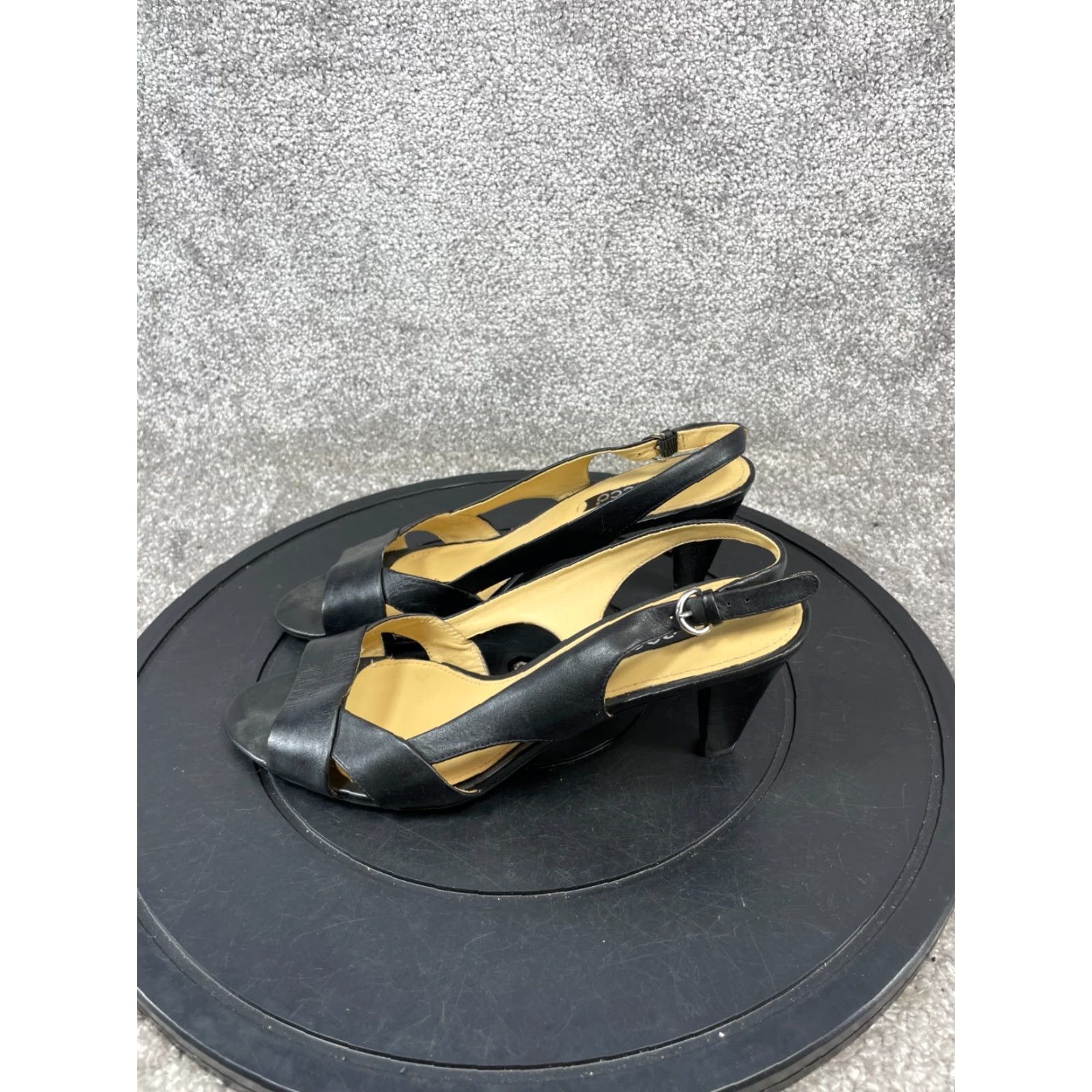 Ecco VINTAGE ECCO Womens Sandal Size 8.5 High Heel Leather Slingback Casual Black Fall Spring Summer Winter Womens Size US 8.5 / IT 38.5 - 3 Thumbnail