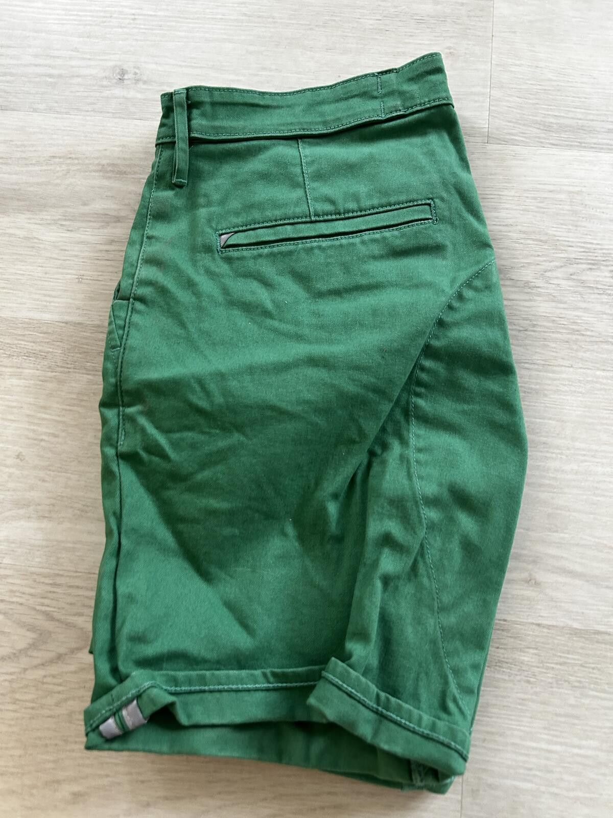 Other Levi's Commuter Green Reflective Bicycle Shorts Size 34 Size US 34 / EU 50 - 4 Thumbnail