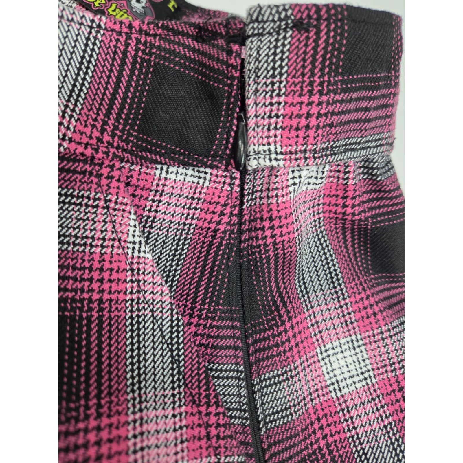 Vintage Dixxon Flannel Co. Womens Pink/Black Plaid Skirt Pockets Side Zip L A-Line Short 31" Waist 17" Length Size 36" / US 14 / IT 50 - 6 Thumbnail