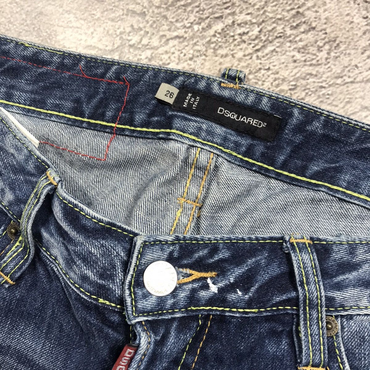 Vintage Vintage Dsquared2 Distressed Flared Jeans Grunge 90s Logo 26 Size US 26 / EU 42 - 4 Thumbnail