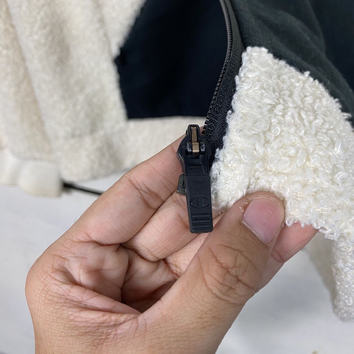 Champion Champion boa sherpa hoodie jacket Size US L / EU 52-54 / 3 - 16 Thumbnail