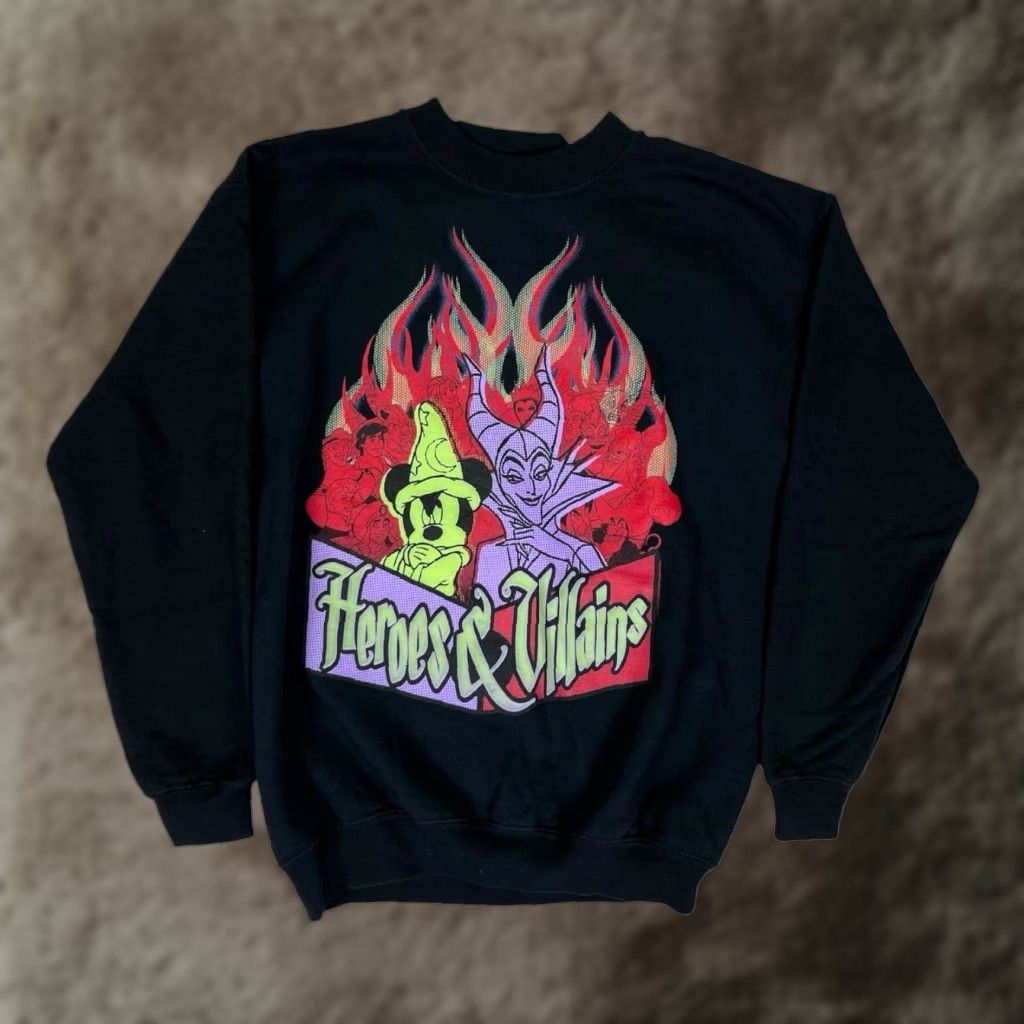 Disney VINTAGE Disney Sweatshirt Heroes & Villains Mickey Mouse XS Unisex Adults Black 90s Cartoon Graphic Print Pullover Size XS Mens Womens Boys Girls Size US XS / EU 42 / 0 - 1 Thumbnail