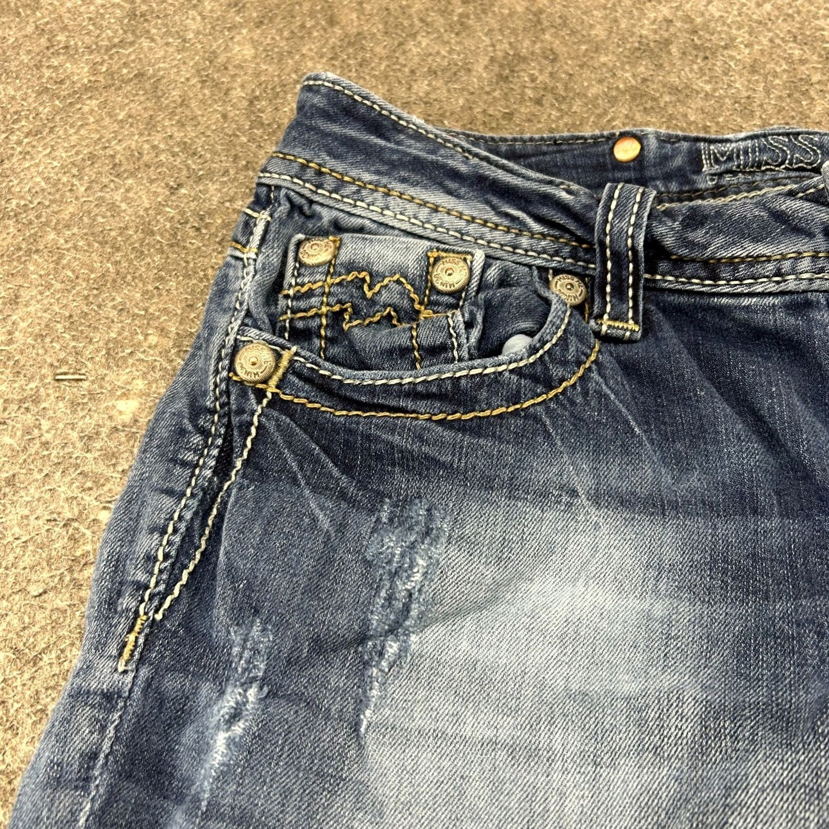 Miss Me Miss Me Jeans Womens 27 Blue Bootcut Denim Distressed Distressed Embroidered Logo 5-Pocket Classic Buckle Bke Size 27" / US 4 / IT 40 - 7 Thumbnail