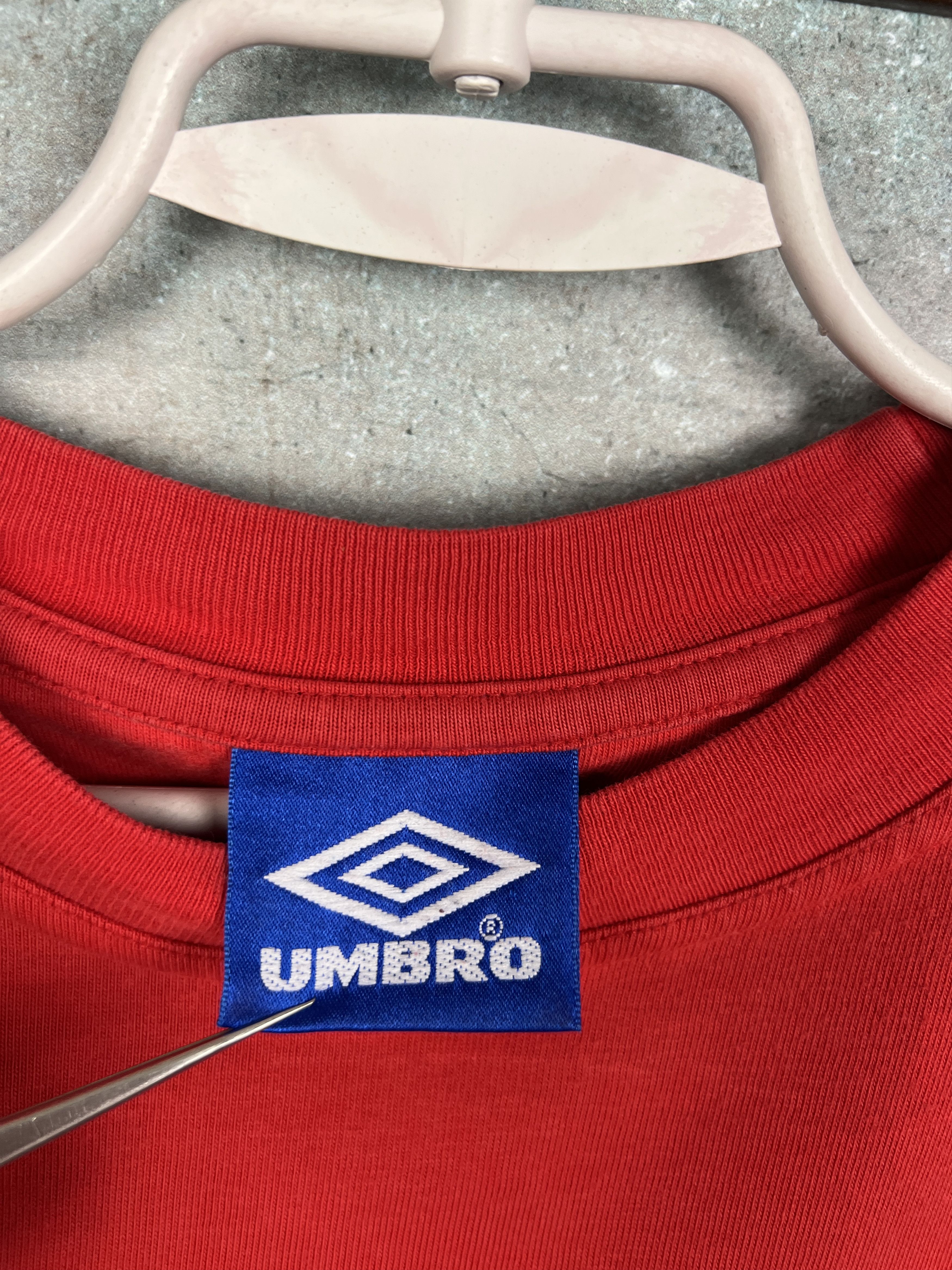 Umbro England Retro Replicas football shirt Long Sleeve Jersey Size US L / EU 52-54 / 3 - 5 Thumbnail