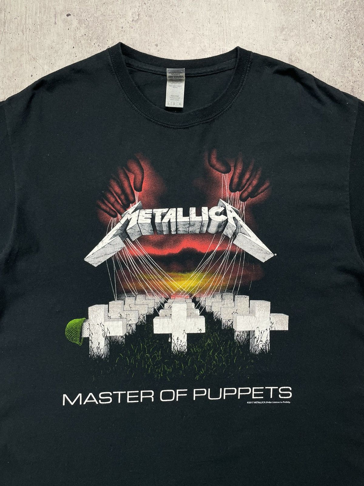 Band Tees × Metallica × Vintage Vintage Metallica Master Of Puppets 2017 Band T-shirt Size US L / EU 52-54 / 3 - 3 Thumbnail