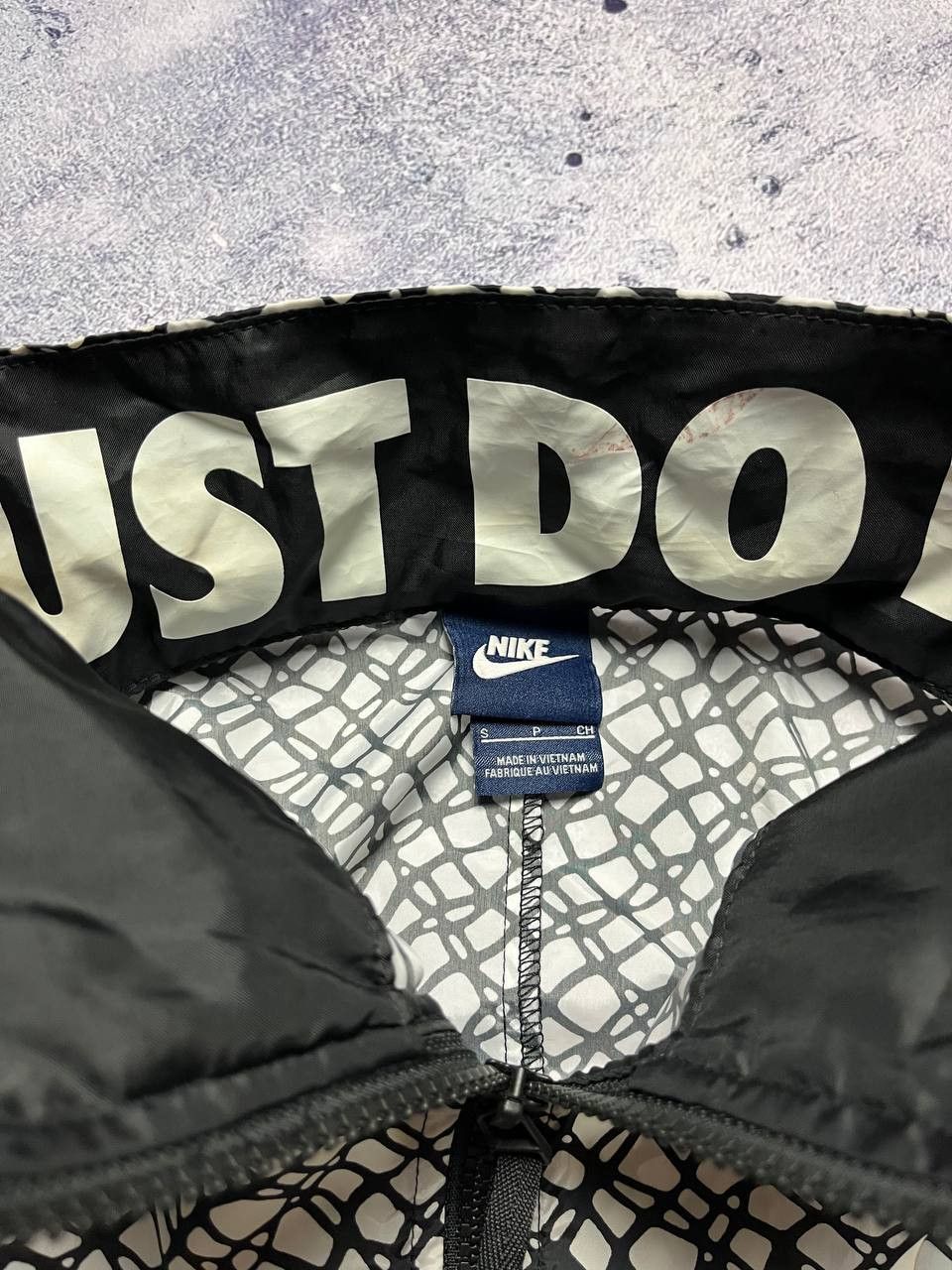 Nike Nike 90's Vintage Baggy Oversize Light Jacket Size US S / EU 44-46 / 1 - 5 Thumbnail