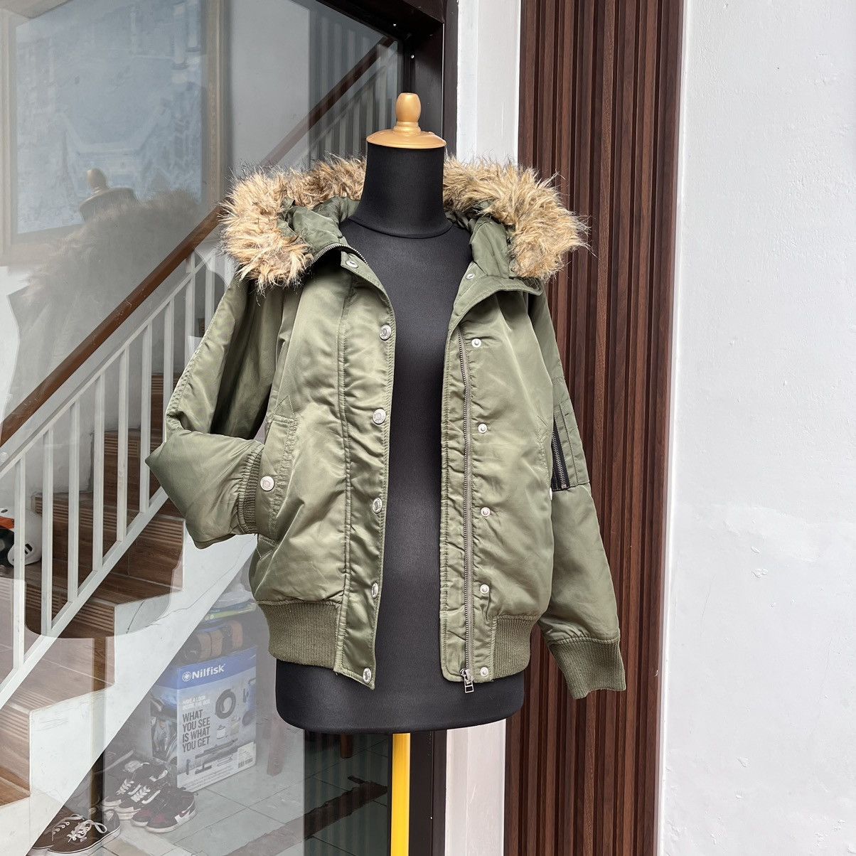 If Six Was Nine Y2K Bomber Jacket Love Toxic Japan Fur Faux Hooded Size L / US 10 / IT 46 - 1 Thumbnail