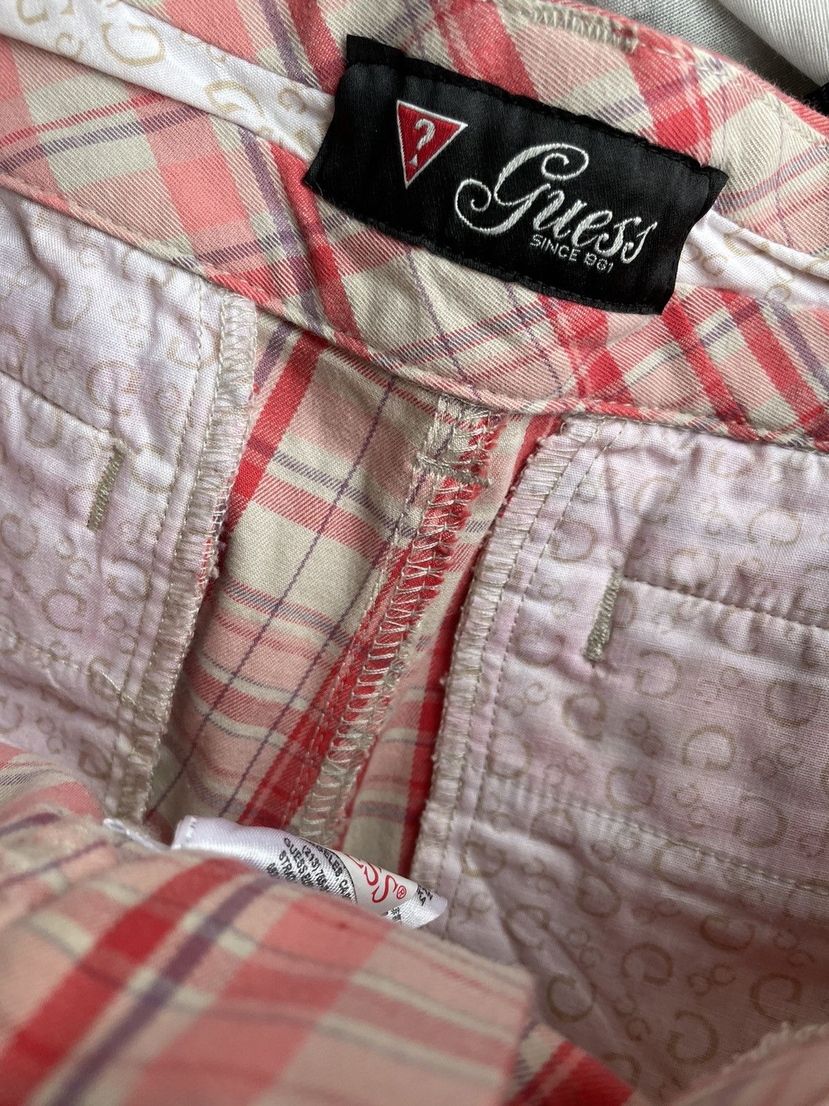 Guess Guess short Size 28" / US 6 / IT 42 - 14 Thumbnail