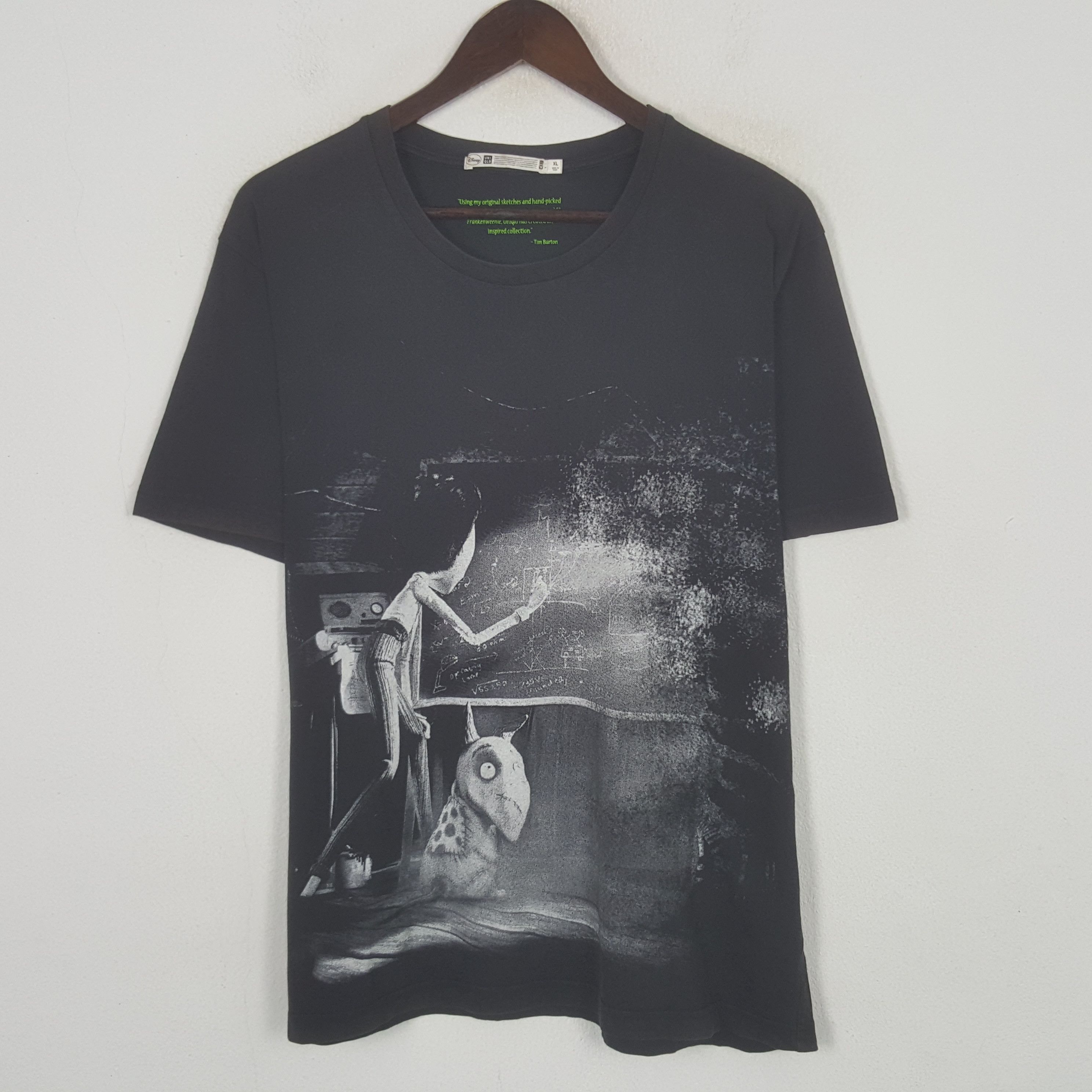 Disney Vintage Disney Tim Burton Tshirt Size US XL / EU 56 / 4 - 1 Thumbnail