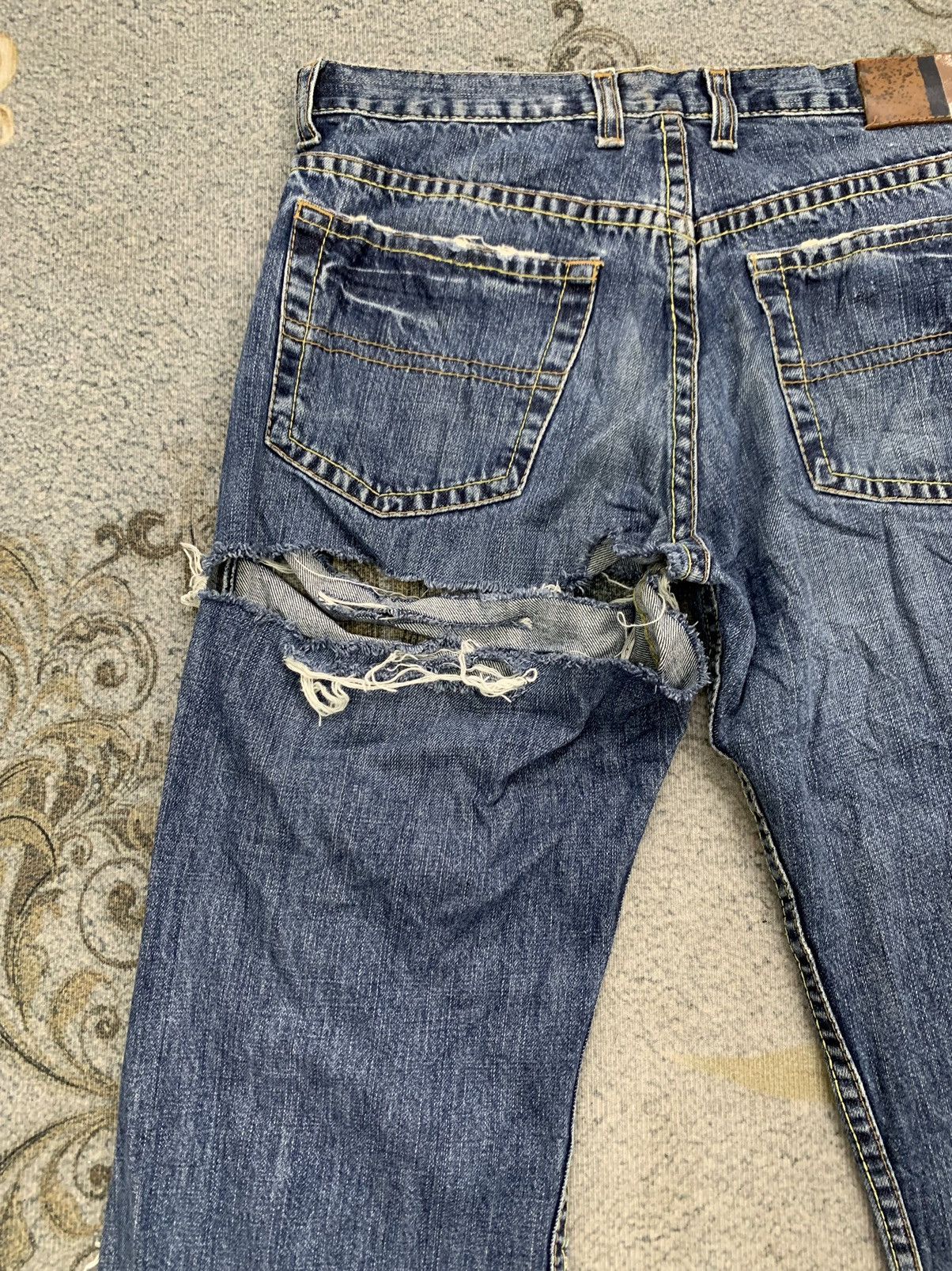 Tommy Hilfiger Distress Tommy Hilfiger Denim Pant Size US 33 - 10 Thumbnail