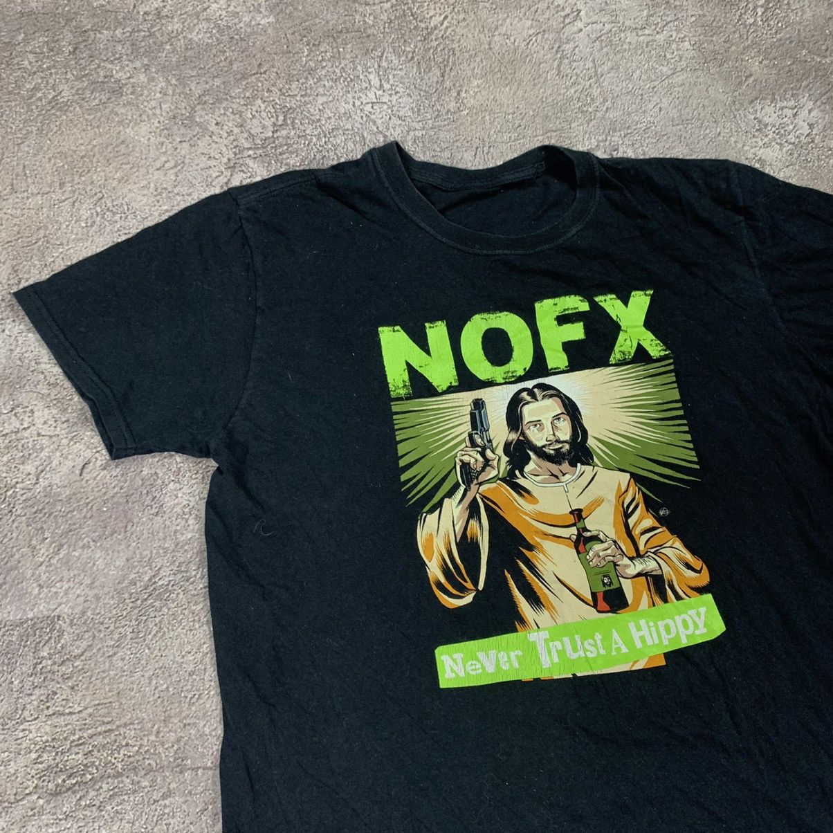 Vintage Vintage Y2K NOFX Graphic Tee Punk Band Streetwear Black M Size US M / EU 48-50 / 2 - 3 Thumbnail