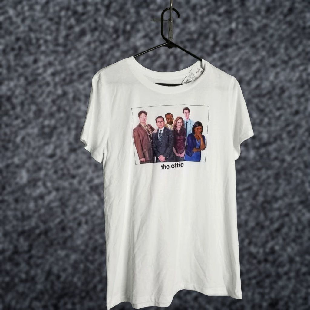 Vintage Womens The Office Tee Shirt Crew Neck Short Sleeve Cotton Blend White Oversized Boxy Print Graphic Cast Top L Size L / US 10 / IT 46 - 1 Thumbnail