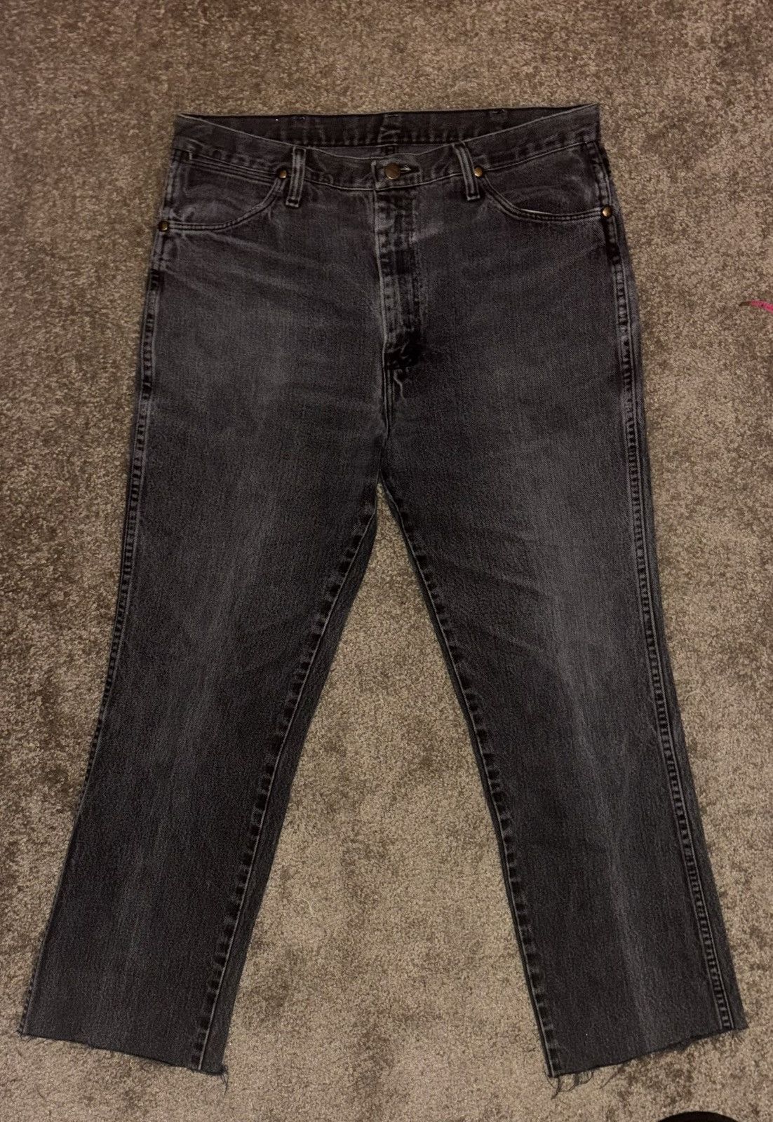 Wrangler Vintage Wrangler Cowboy Cut Gray Fade Jeans - 35x32 Size US 35 - 13 Thumbnail