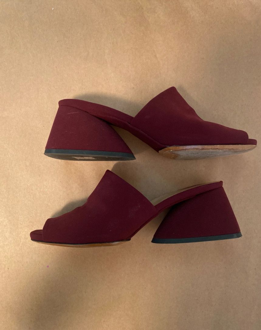 Dries Van Noten Dires Van Noten Sculptural Wrapped Heels Size US 7.5 / IT 37.5 - 1 Thumbnail