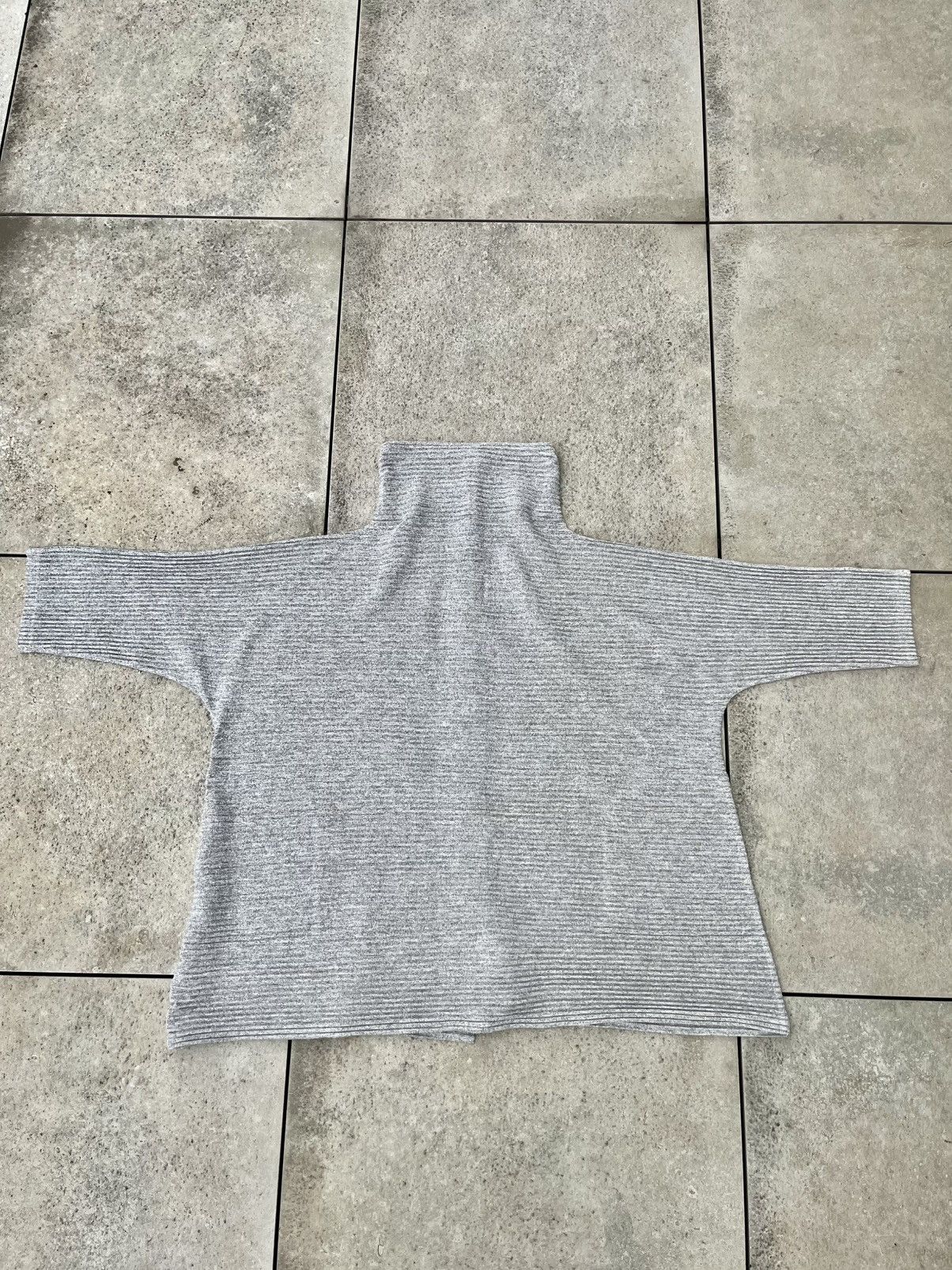 Issey Miyake Rare Issey Miyake Cauliflower AW17 pleated cardigan sweater Size US S / EU 44-46 / 1 - 10 Thumbnail