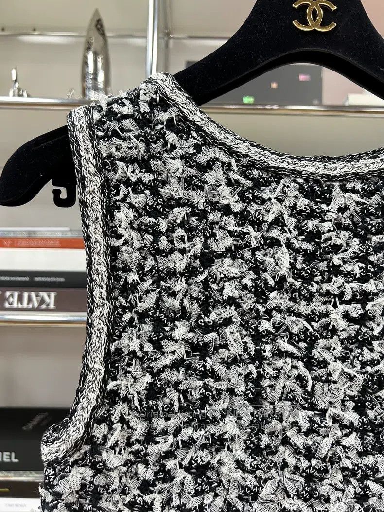 Chanel Chanel Waterfall Series Black and White Woven Tassel Vest Size XS / US 0-2 / IT 36-38 - 2 Thumbnail