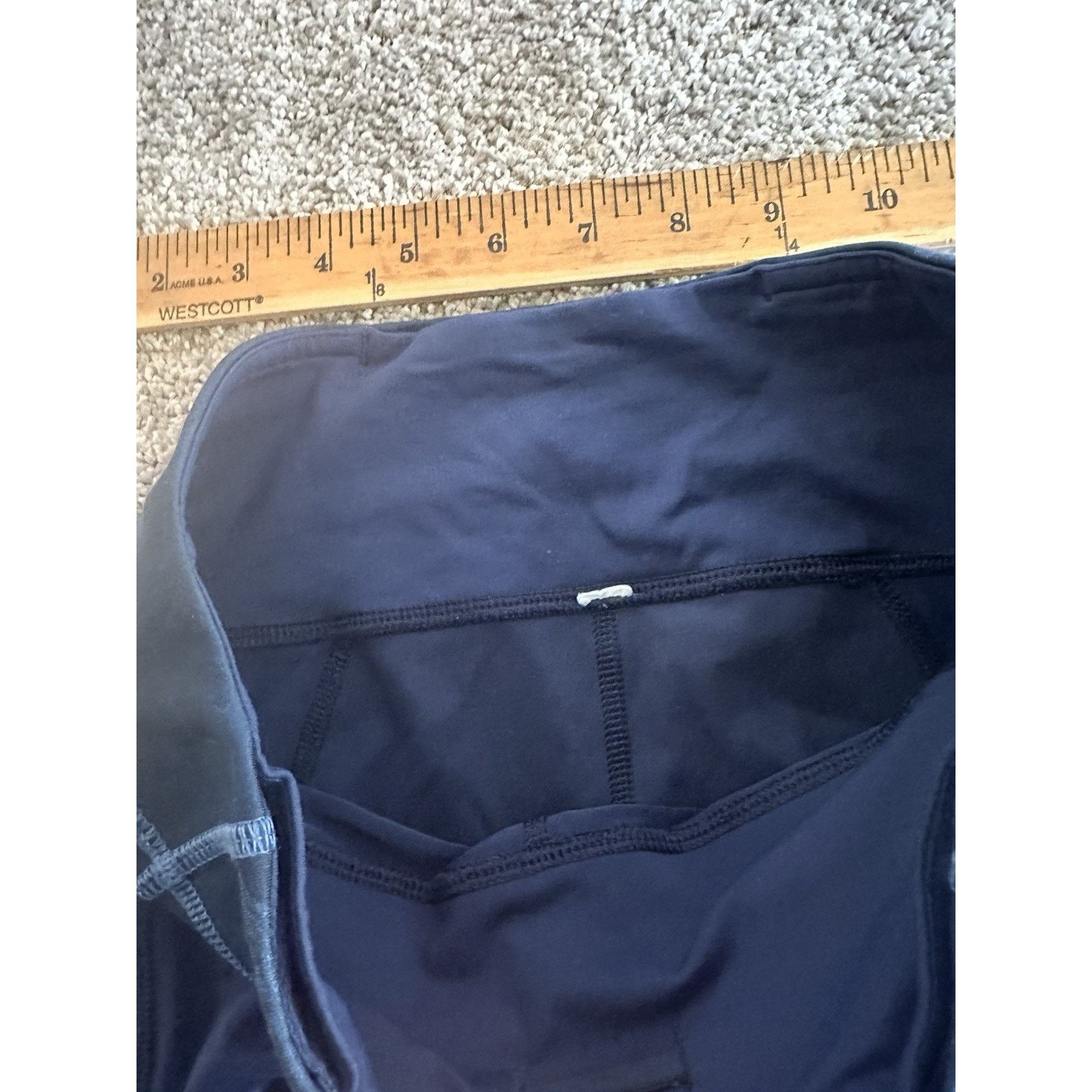 Lululemon Lululemon Pants Womens 4 Blue Camo Leggings Zip Pockets Size 27" / US 4 / IT 40 - 8 Thumbnail