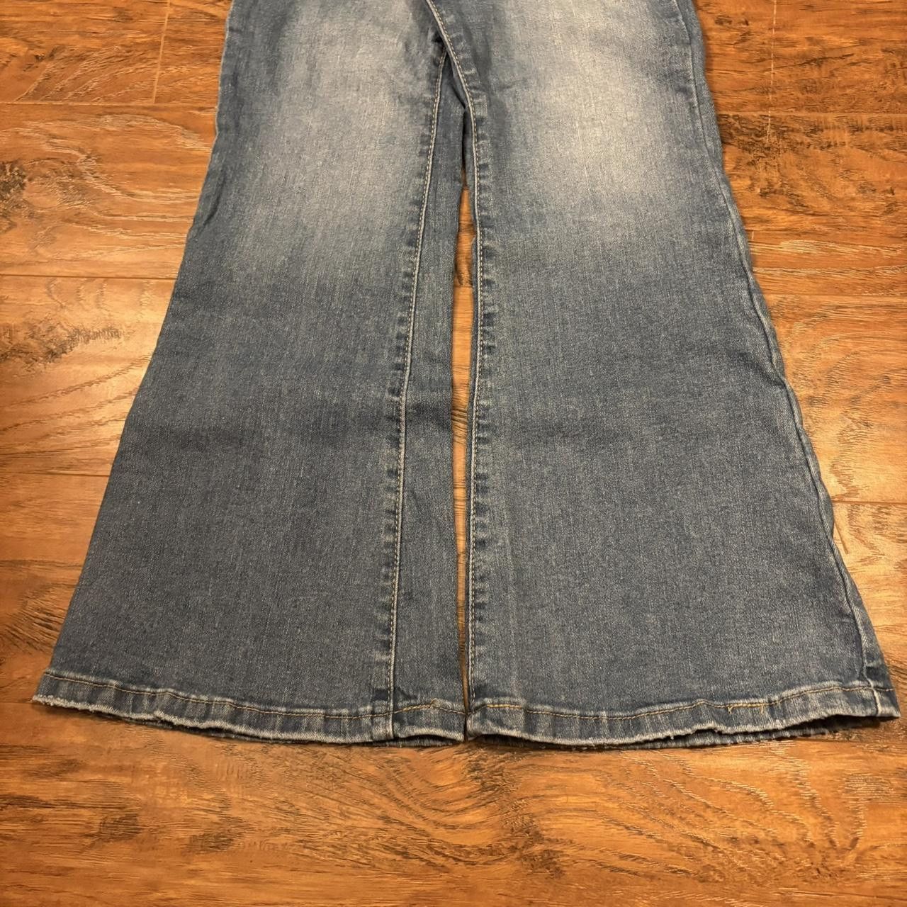 Vintage Crazy Vintage Y2K/2000s Baggy Flared Streetwear Medium Wash Denim Jeans! Size US 30 / EU 46 - 3 Thumbnail