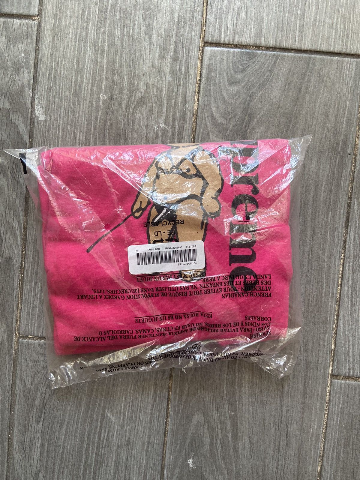 Supreme Not Sorry size Medium Pink