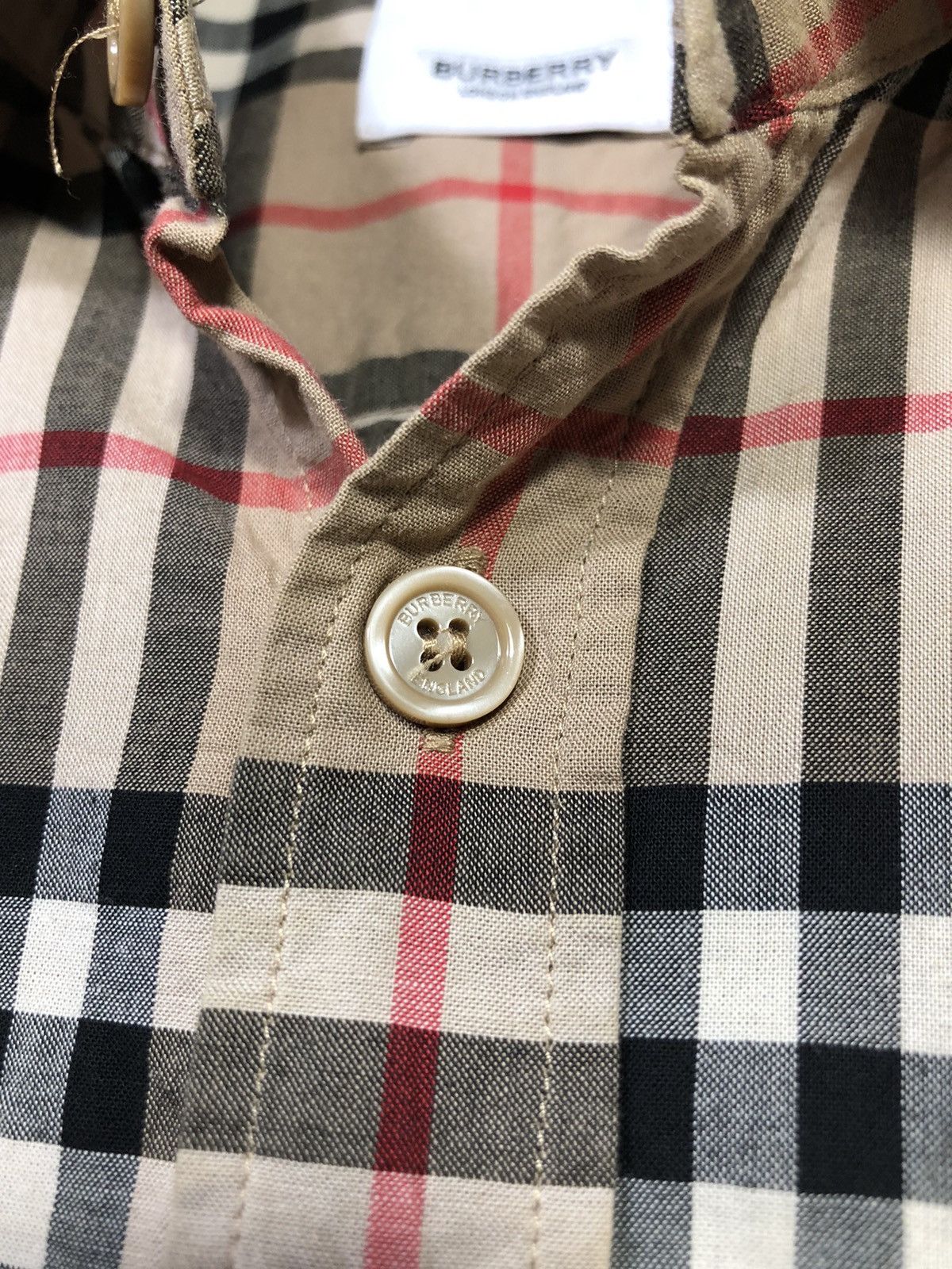 Burberry × Designer × Vintage Burberry London England Logo Print Checked Size US S / EU 44-46 / 1 - 7 Thumbnail