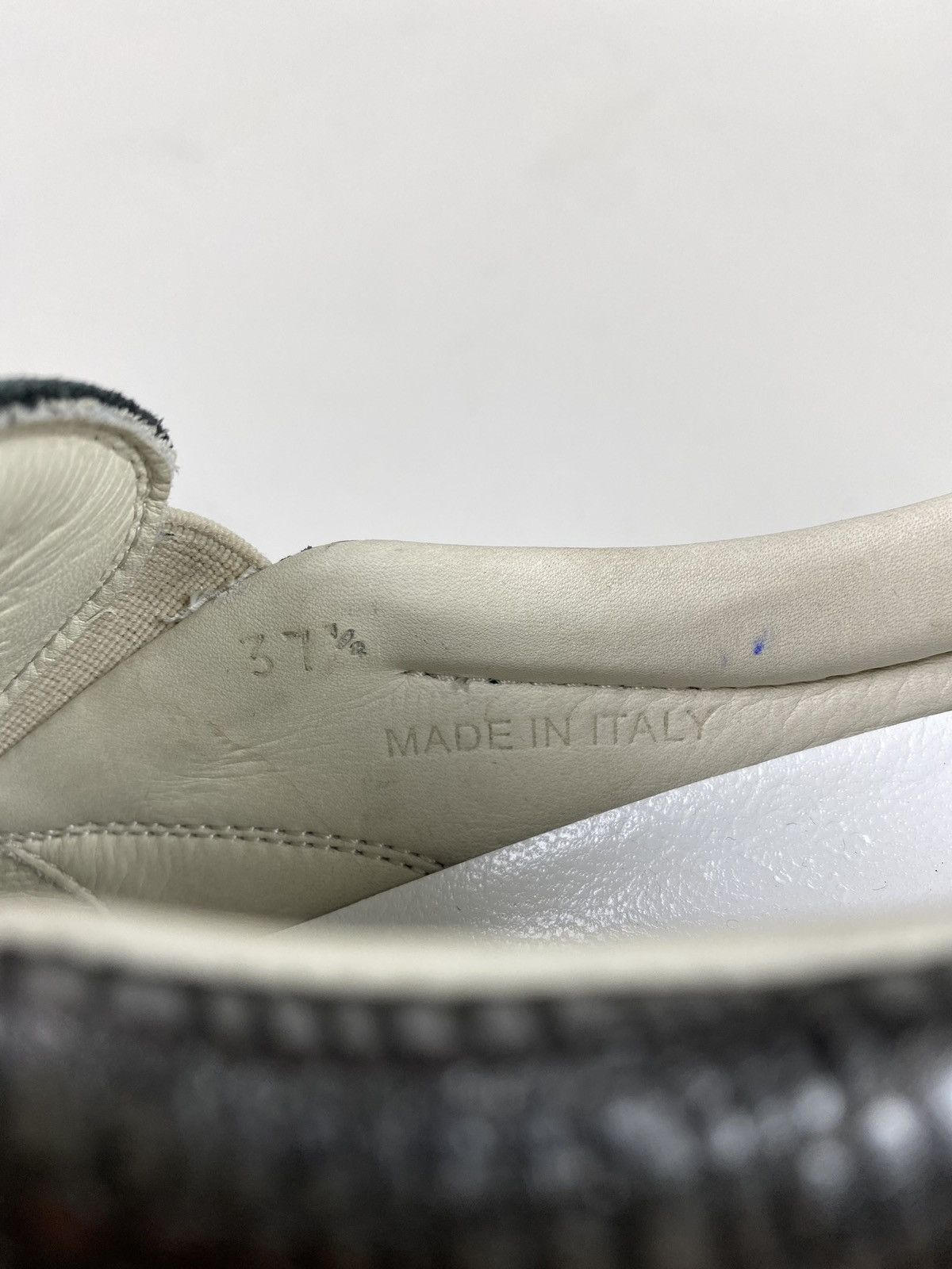 Maison Margiela New! Maison Margiela ladies slip on meds shoes size 37.5 Size US 7.5 / IT 37.5 - 13 Thumbnail