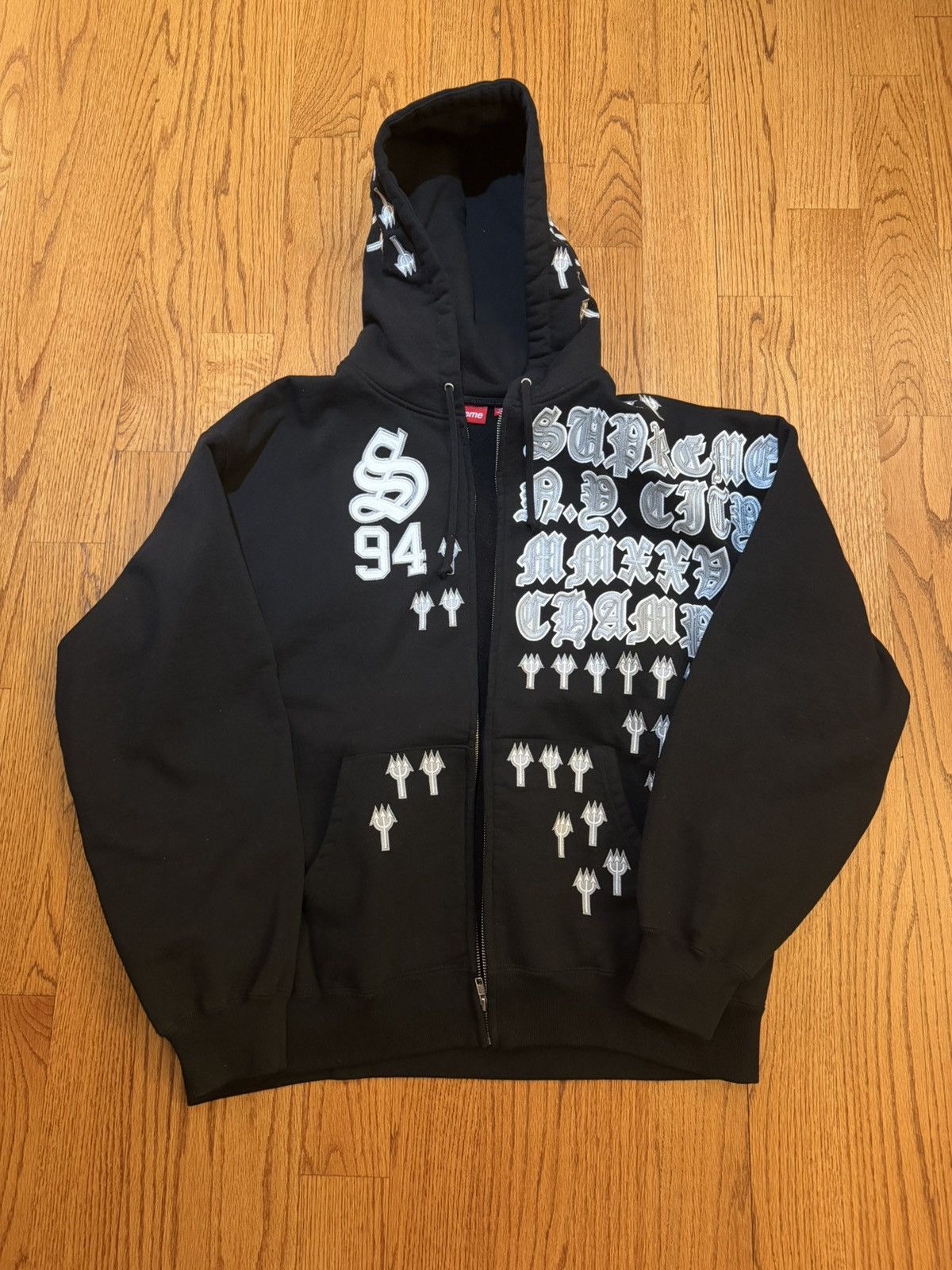 Supreme ***RARE SUPREME CHAMPS HOODIE Size US XL / EU 56 / 4 - 1 Thumbnail