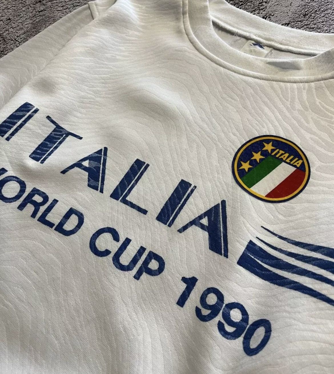 Vintage Vintage Italia World Cup 1990 Pullover Size 42 Size US XS / EU 42 / 0 - 3 Thumbnail