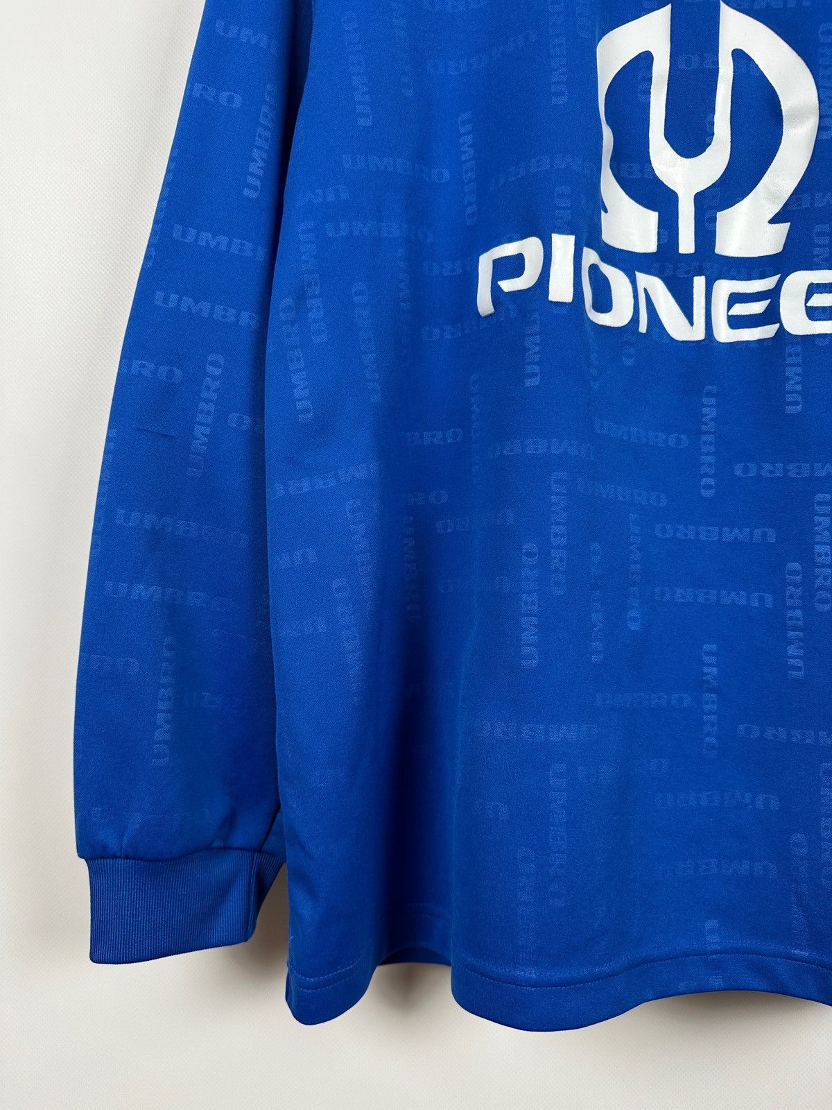 Umbro 1995/96 Vintage Fram Reykjavik Rare Home Soccer Jersey Size US XL / EU 56 / 4 - 11 Thumbnail