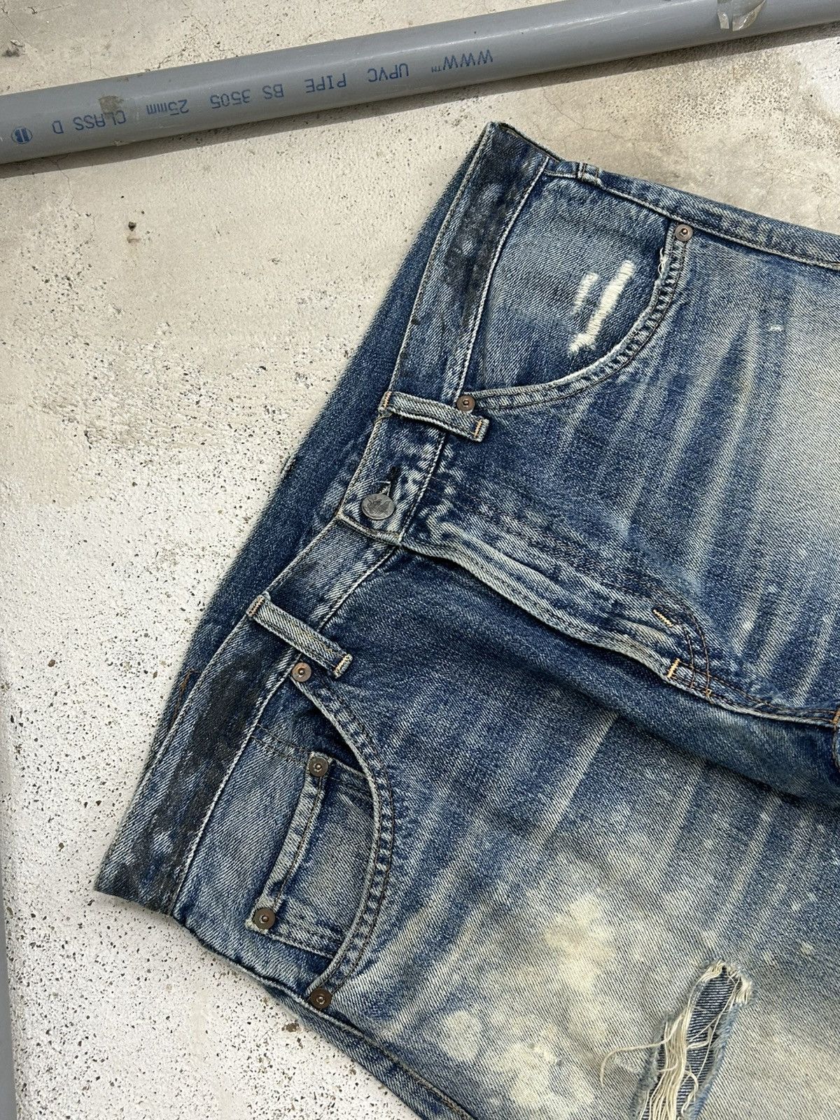 Le Grande Bleu (L.G.B.) Vintage Rna Jeans Mud Washed Dirty Distressed Jeans Size US 34 / EU 50 - 7 Thumbnail