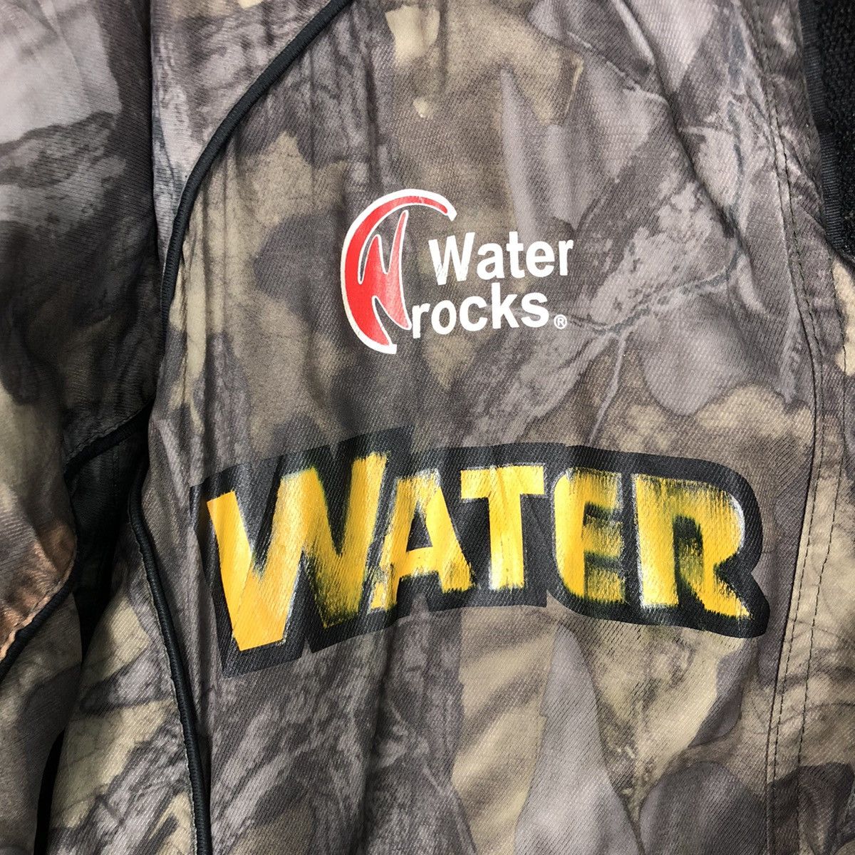 Vintage Vintage Water Rocks Camo tree Outdoor Jackets Size US M / EU 48-50 / 2 - 17 Thumbnail