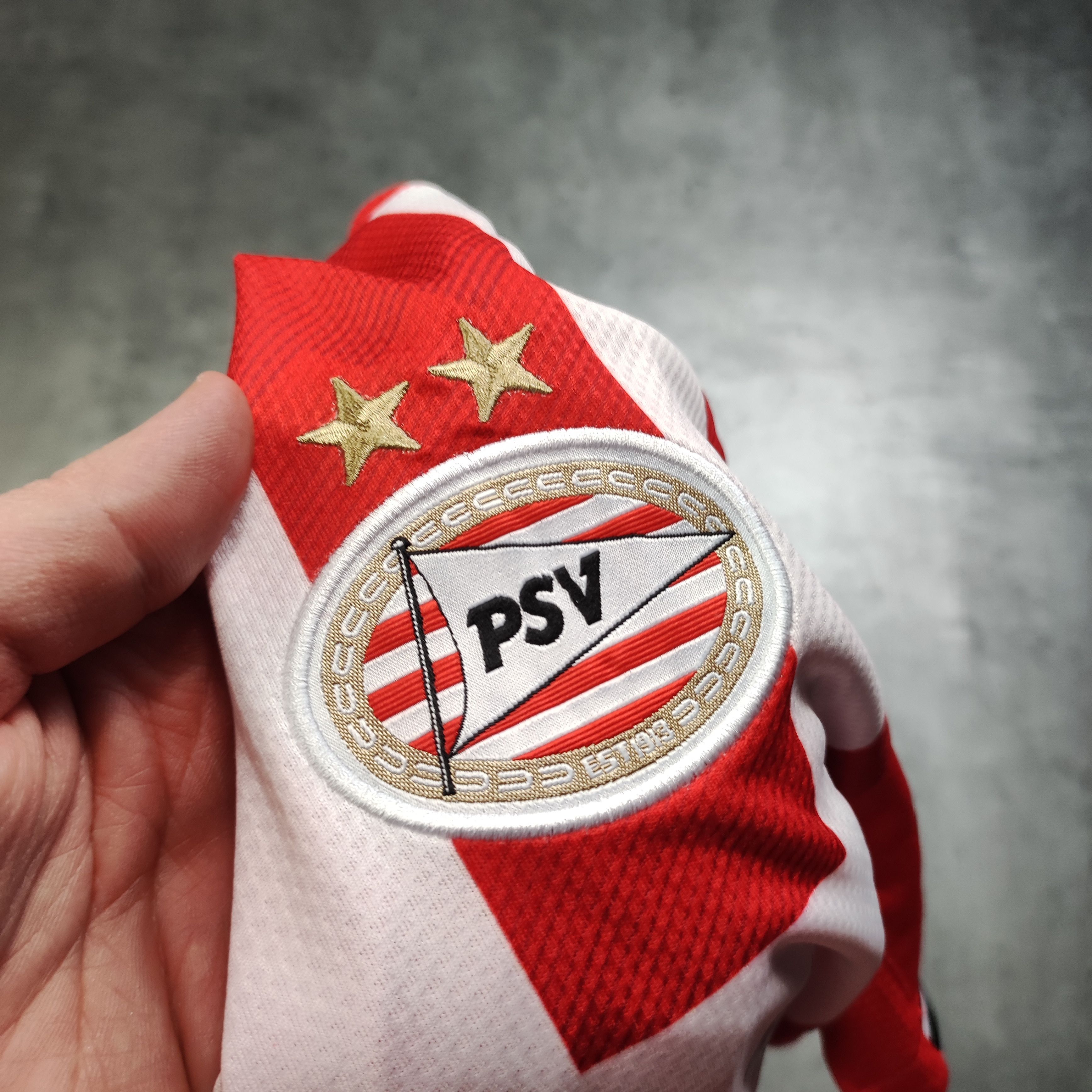 Vintage RARE Football Soccer PSV Eindhoven Puma Home Jersey Size US S / EU 44-46 / 1 - 8 Thumbnail