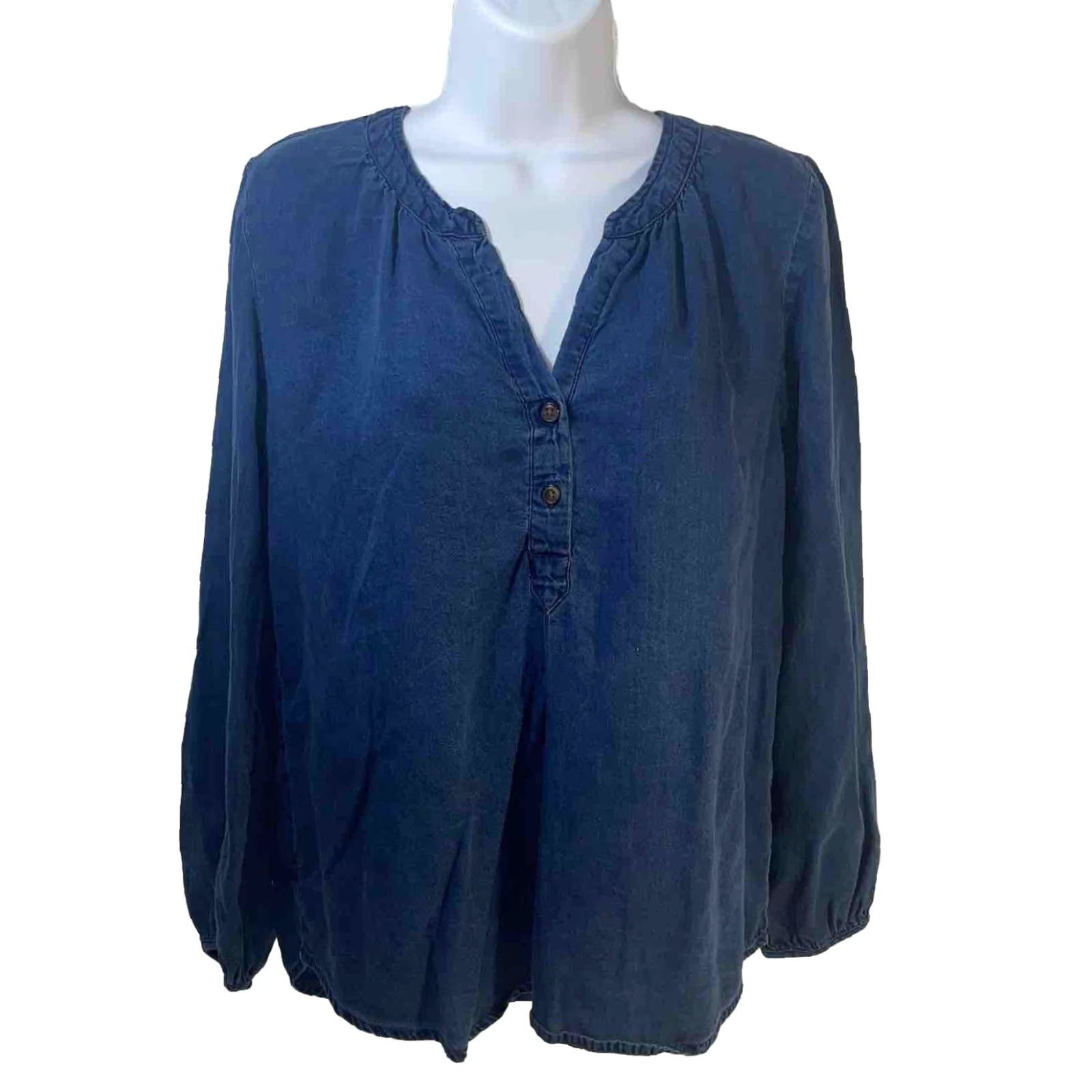 Old Navy Old Navy Shirt Women Small Dark Wash Blue Denim Look V Neck Long Sleeve Knit Button Pullover Casual Fall Winter Spring Size S / US 4 / IT 40 - 2 Thumbnail