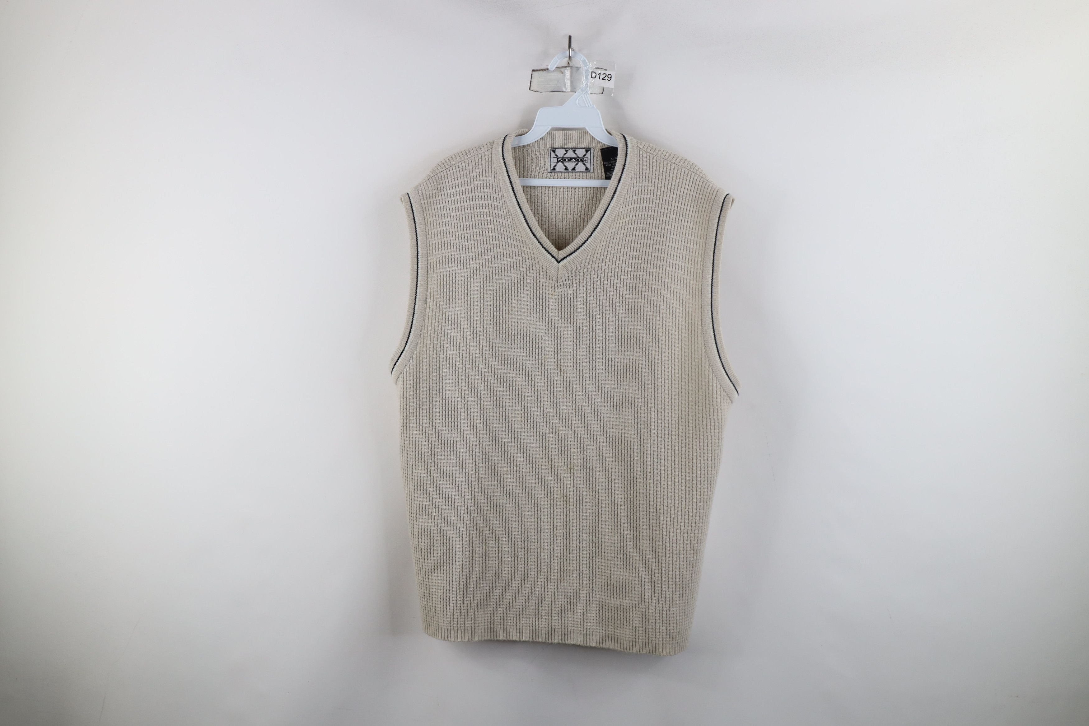 Vintage Vintage 90s Streetwear Ribbed Knit Sweater Vest Beige Size US L / EU 52-54 / 3 - 1 Thumbnail
