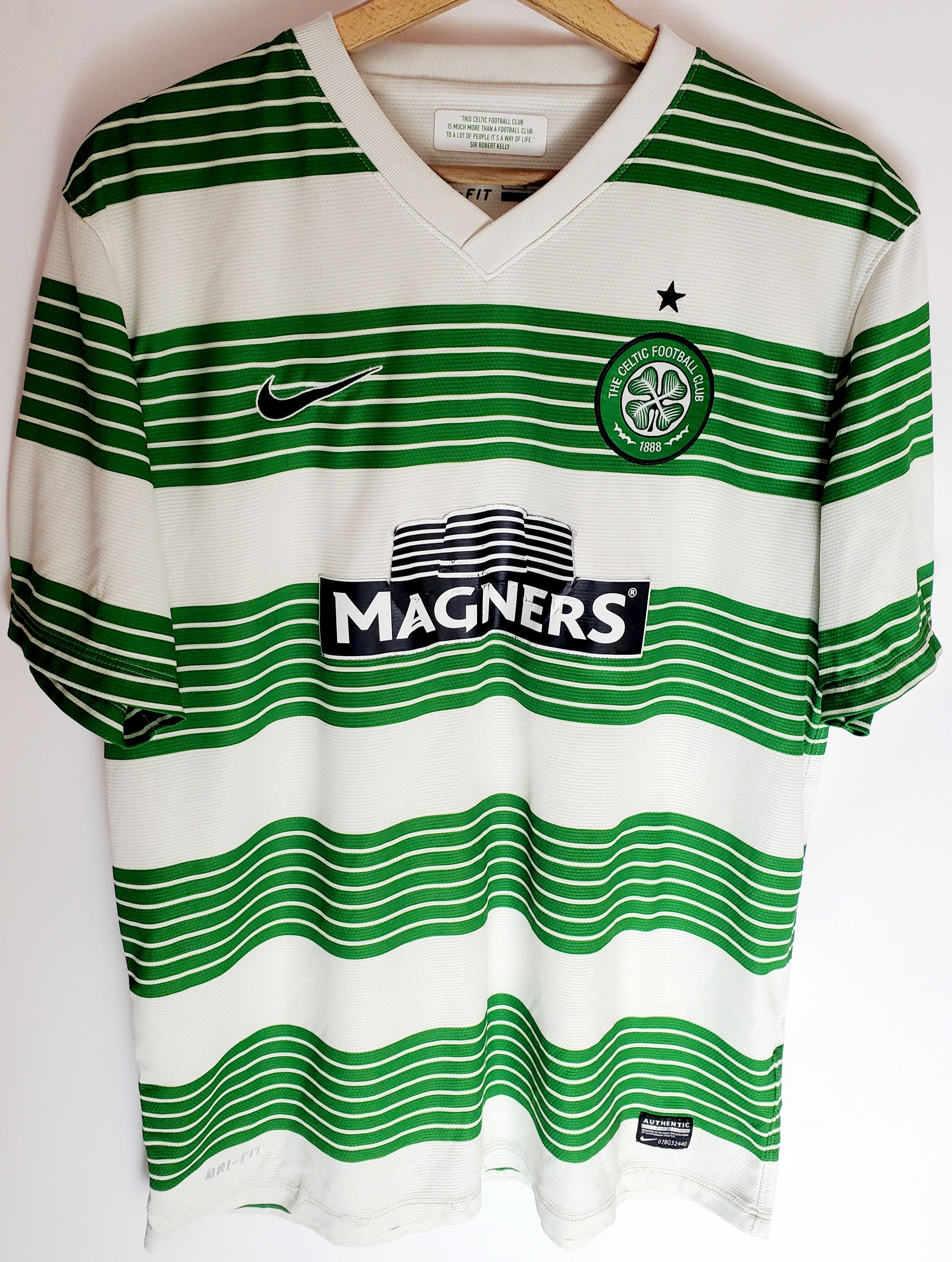 Nike CELTIC 2013 2015 HOME SHIRT FOOTBALL SOCCER JERSEY NIKE L Size US L / EU 52-54 / 3 - 1 Thumbnail