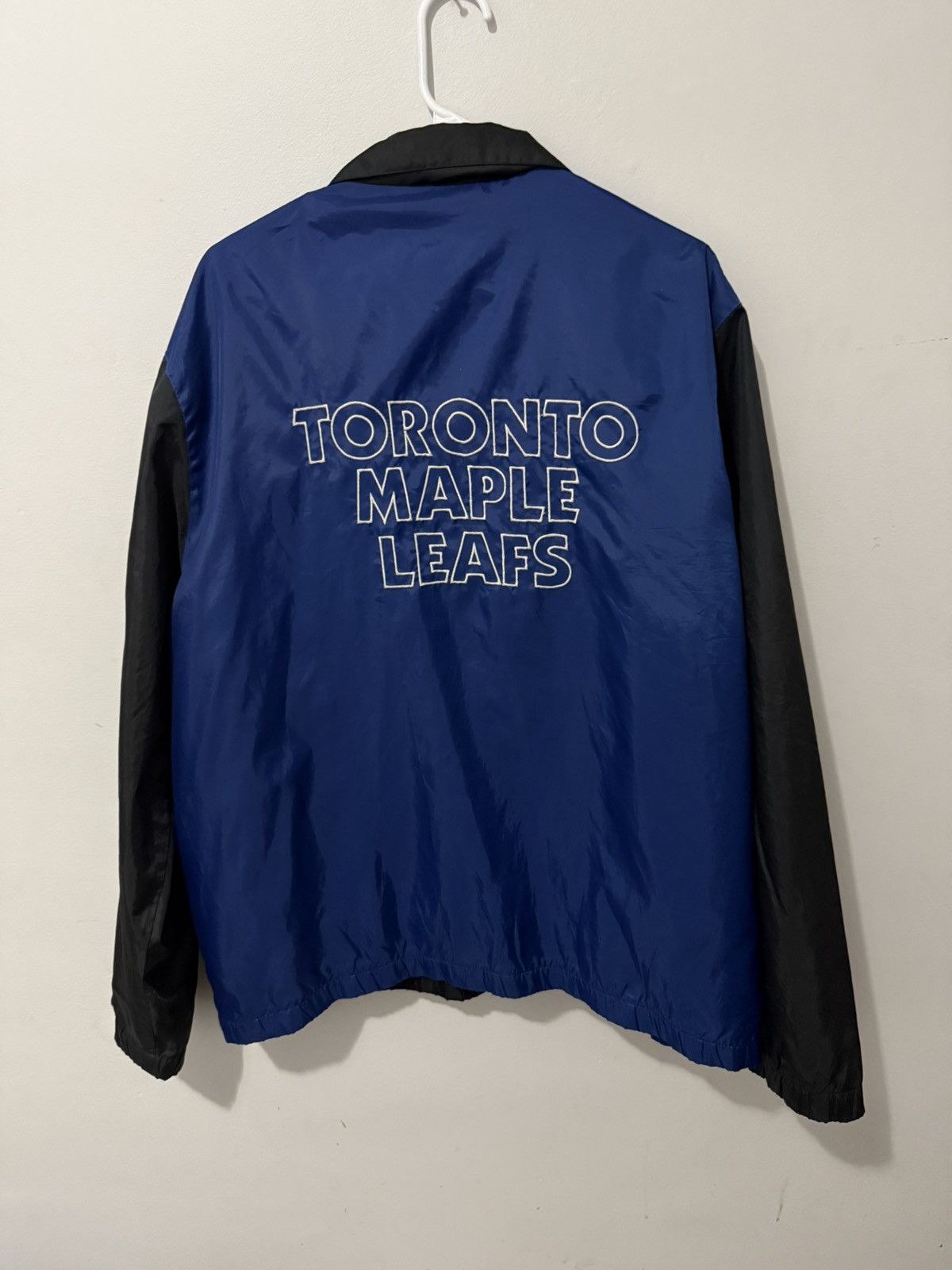 NHL Vintage Toronto Maple leafs jacket Size US L / EU 52-54 / 3 - 2 Thumbnail