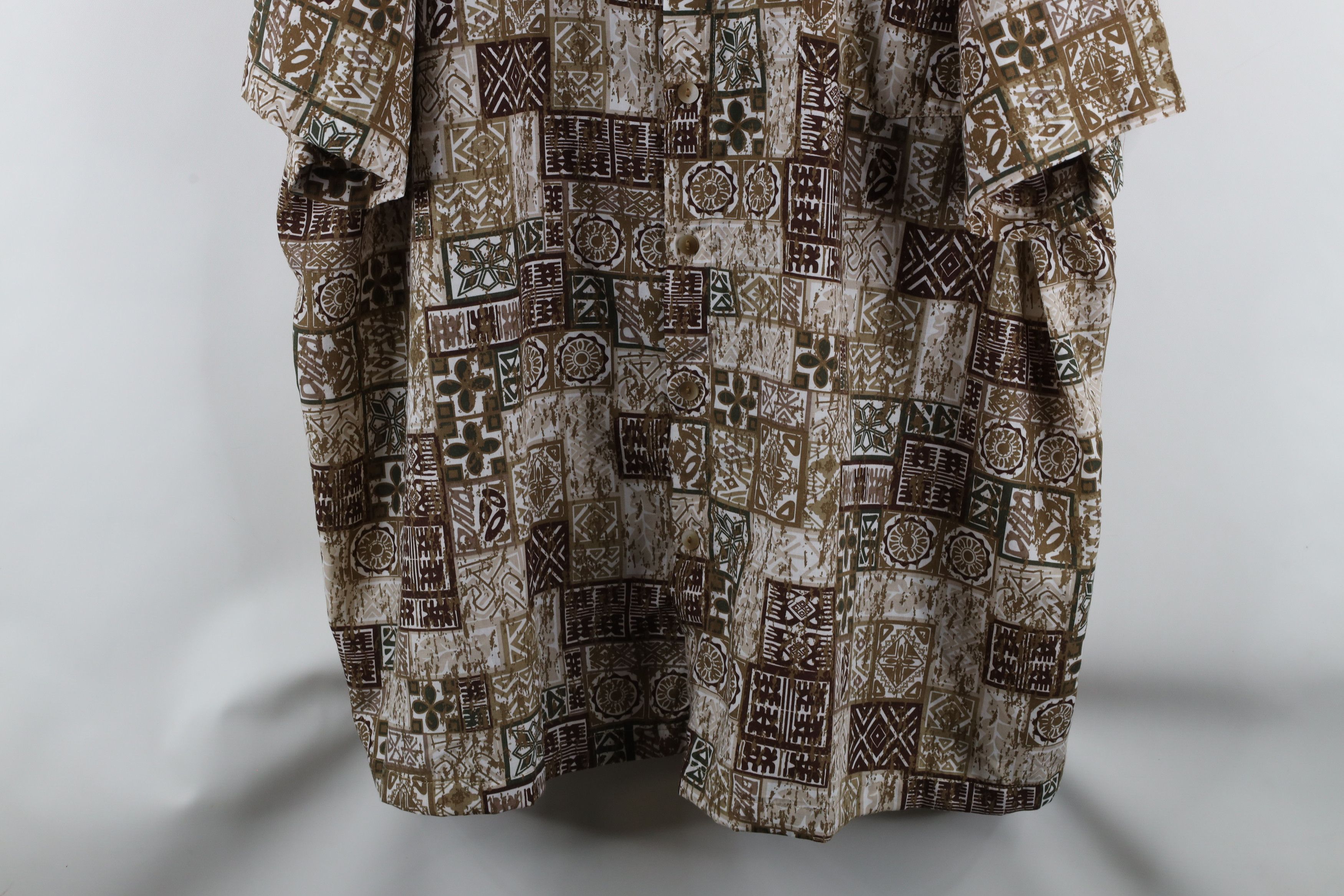 Vintage Vintage 90s Streetwear Tribal Flower Hawaiian Button Shirt Size US XXL / EU 58 / 5 - 3 Thumbnail