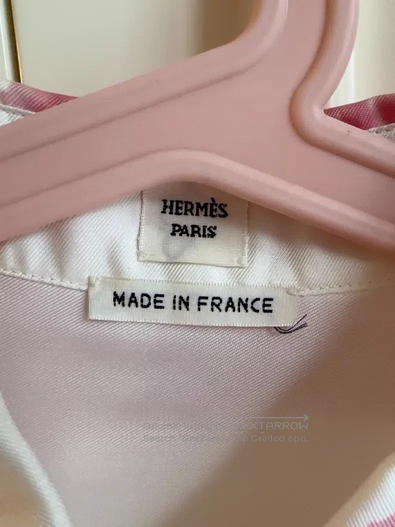 Hermes Hermes Loose-fit pure silk shirt with pink flower pattern, Size XS / US 0-2 / IT 36-38 - 3 Thumbnail