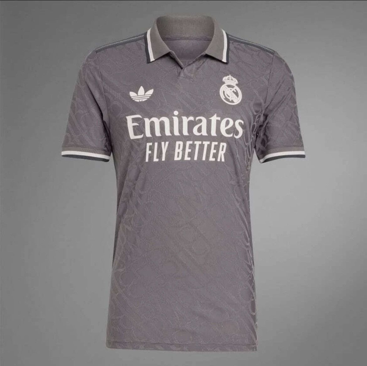 Adidas Adidas x Real Madrid 3rd Home Jersey 24/25 IY1761 Men Size L Size US L / EU 52-54 / 3 - 3 Thumbnail